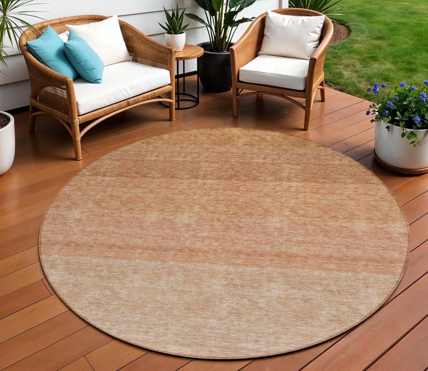 8 Copper And Beige Round Ombre Washable Indoor Outdoor Area Rug