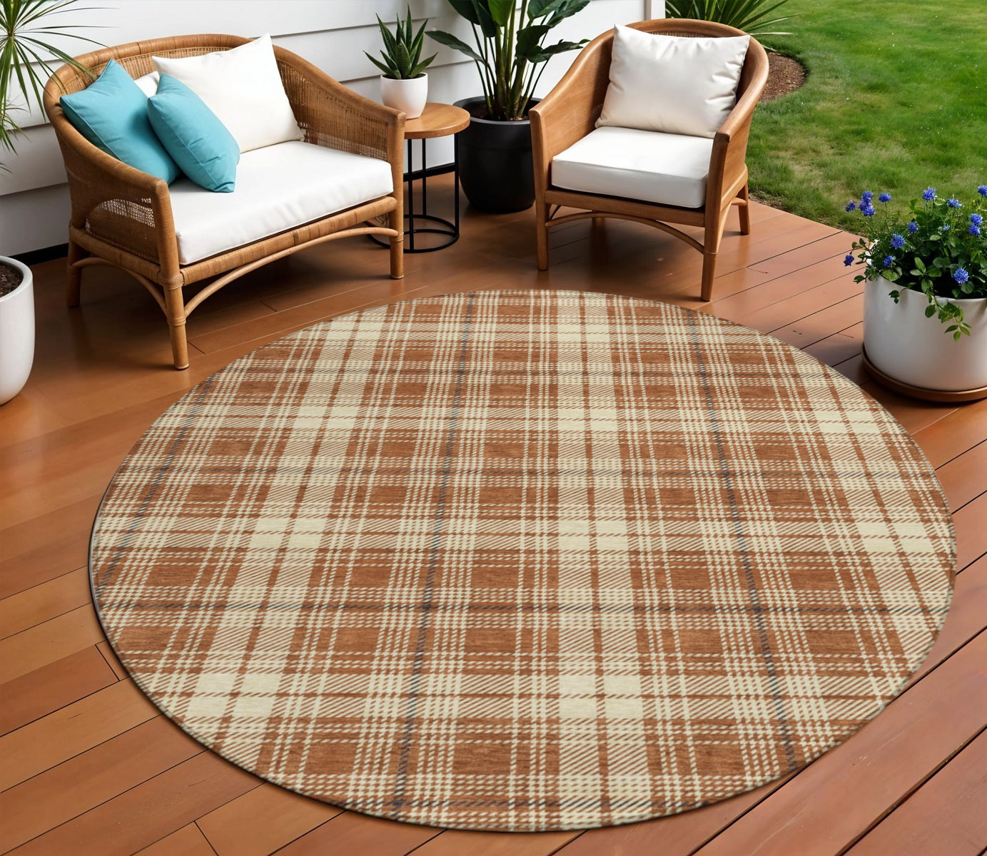 8 Brown Black And Beige Round Plaid Washable Indoor Outdoor Area Rug