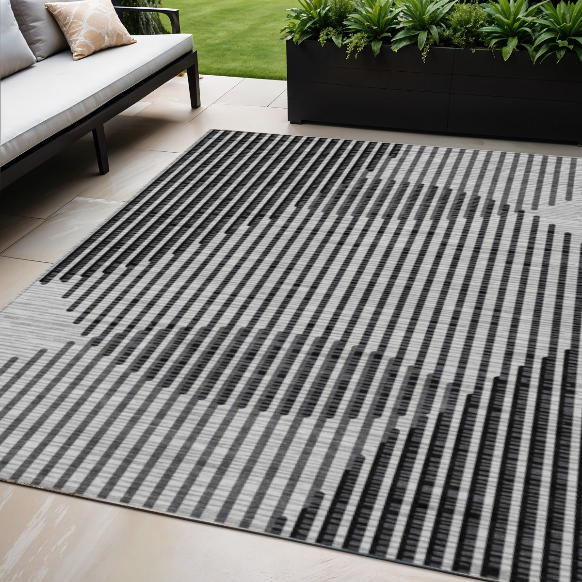 5 X 8 Gray And Black Geometric Washable Indoor Outdoor Area Rug