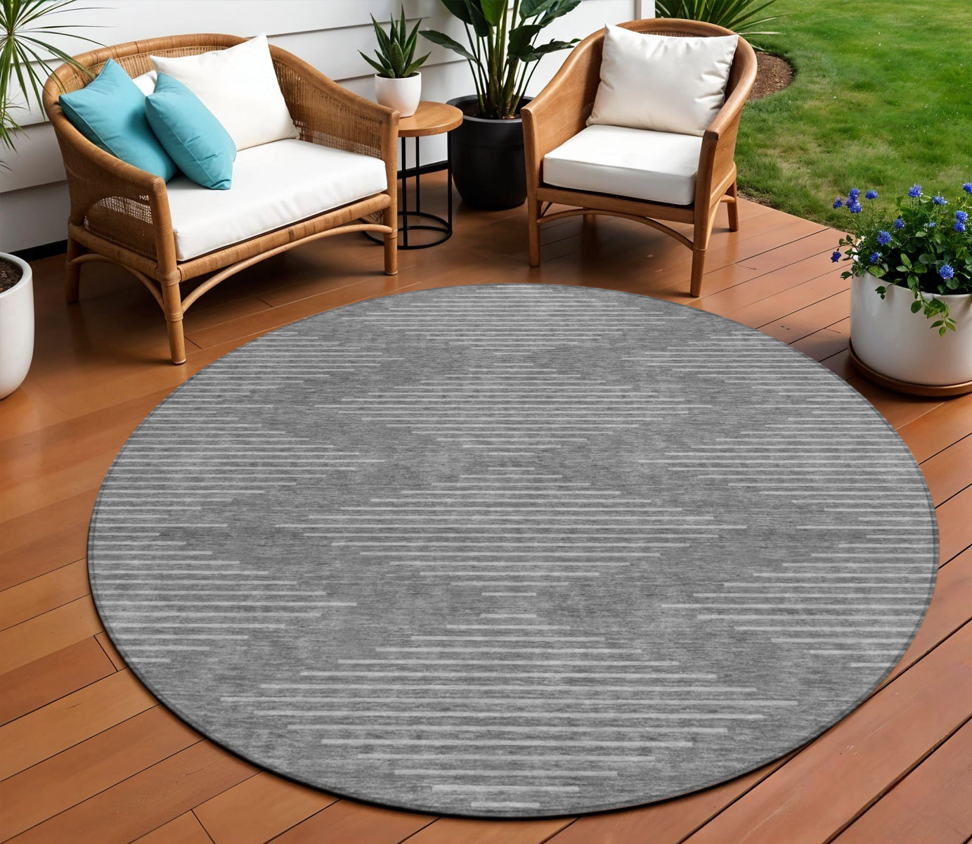 8 Charcoal And Silver Round Geometric Washable Indoor Outdoor Area Rug
