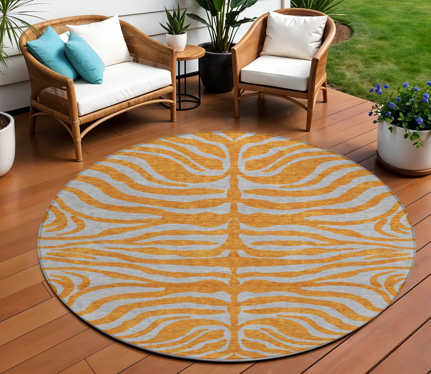8 Copper And Gray Round Animal Print Washable Indoor Outdoor Area Rug