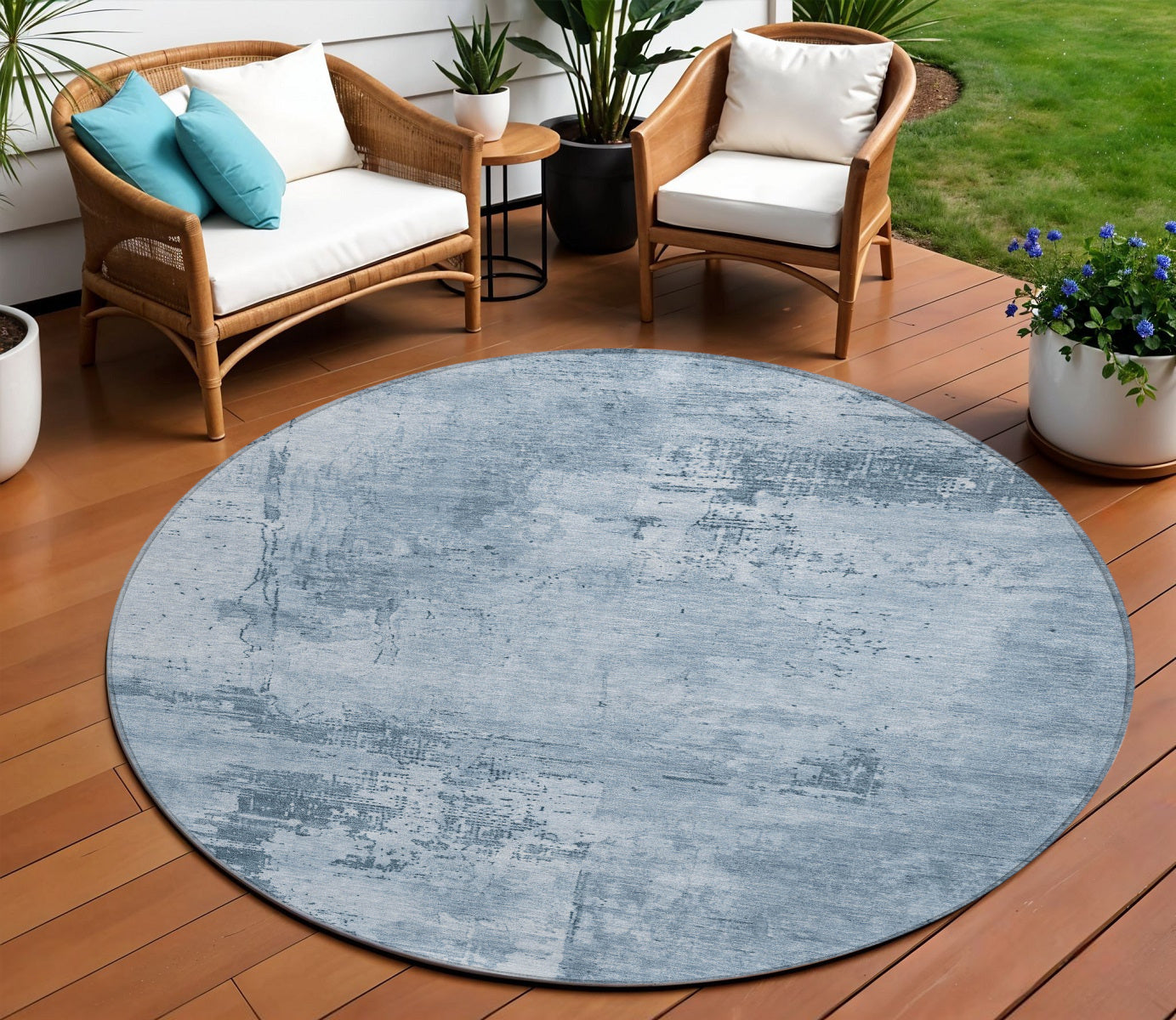 8 Denim Blue And Silver Round Abstract Washable Indoor Outdoor Area Rug