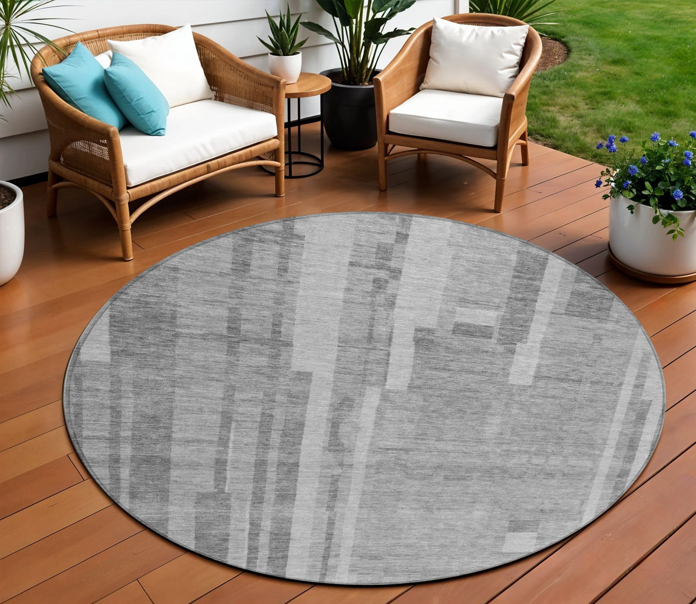 8 Gray And Silver Round Striped Washable Indoor Outdoor Area Rug