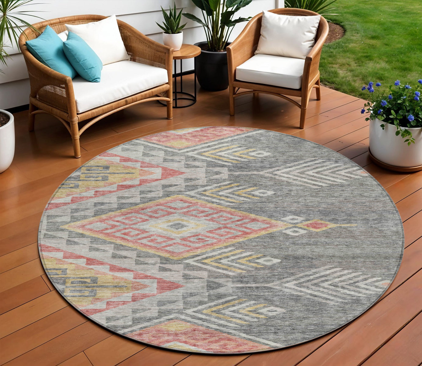 8 Gray And Terra Cotta Round Southwestern Washable Indoor Outdoor Area Rug