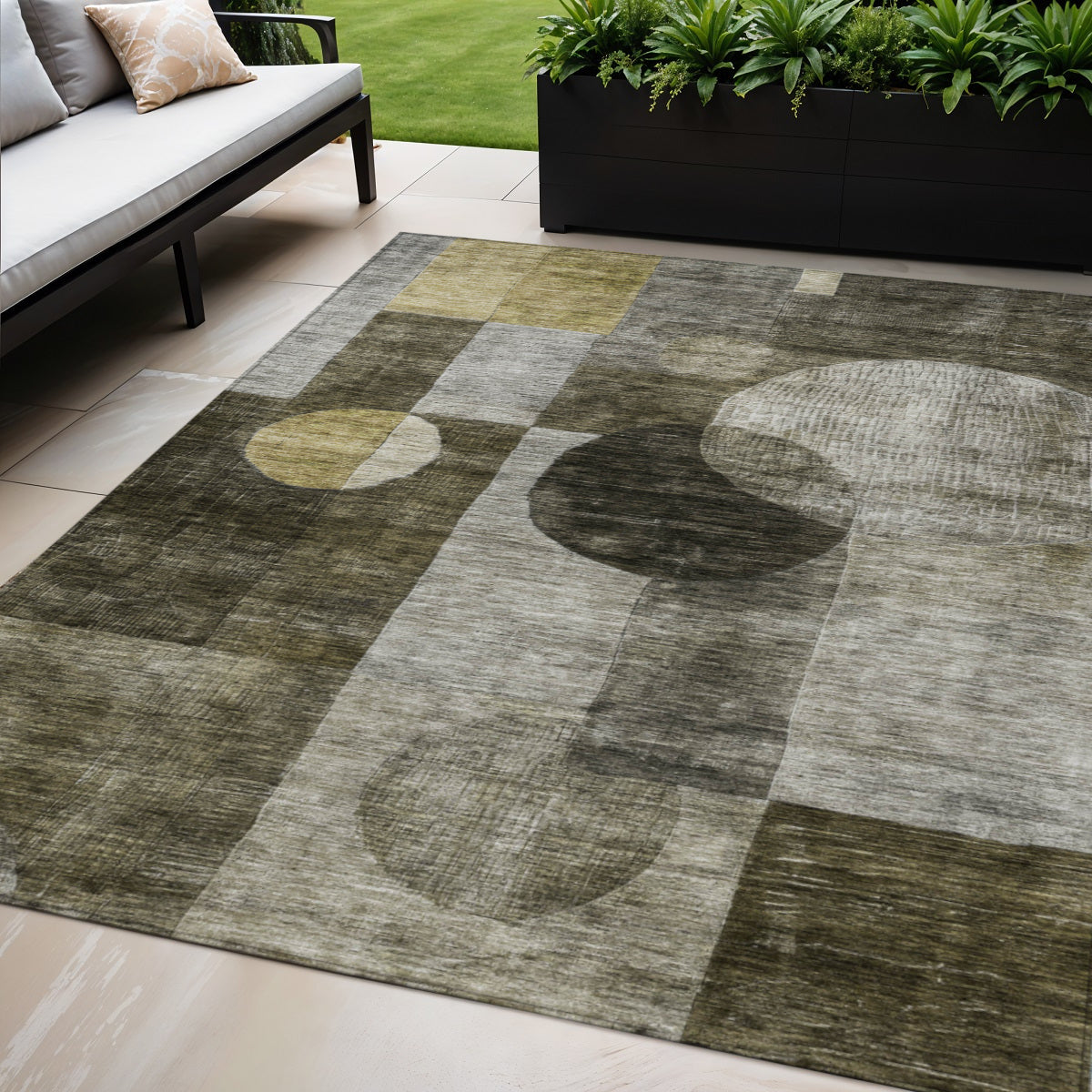 5 X 8 Taupe Gray And Charcoal Geometric Washable Indoor Outdoor Area Rug