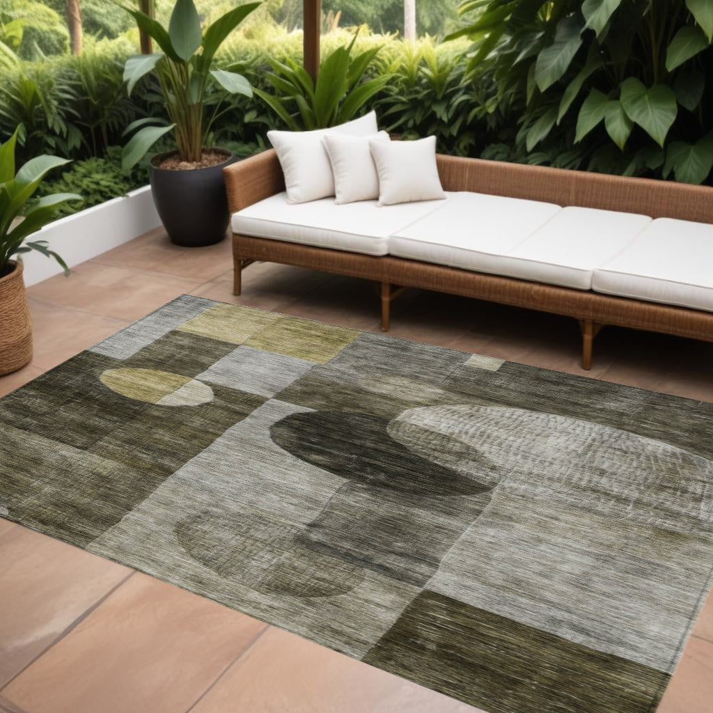 10 X 14 Taupe Gray And Charcoal Geometric Washable Indoor Outdoor Area Rug