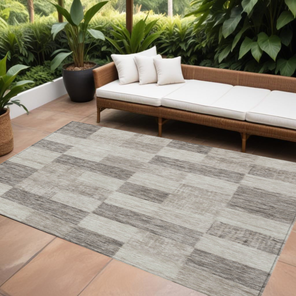 8 X 10 Beige And Gray Geometric Washable Indoor Outdoor Area Rug