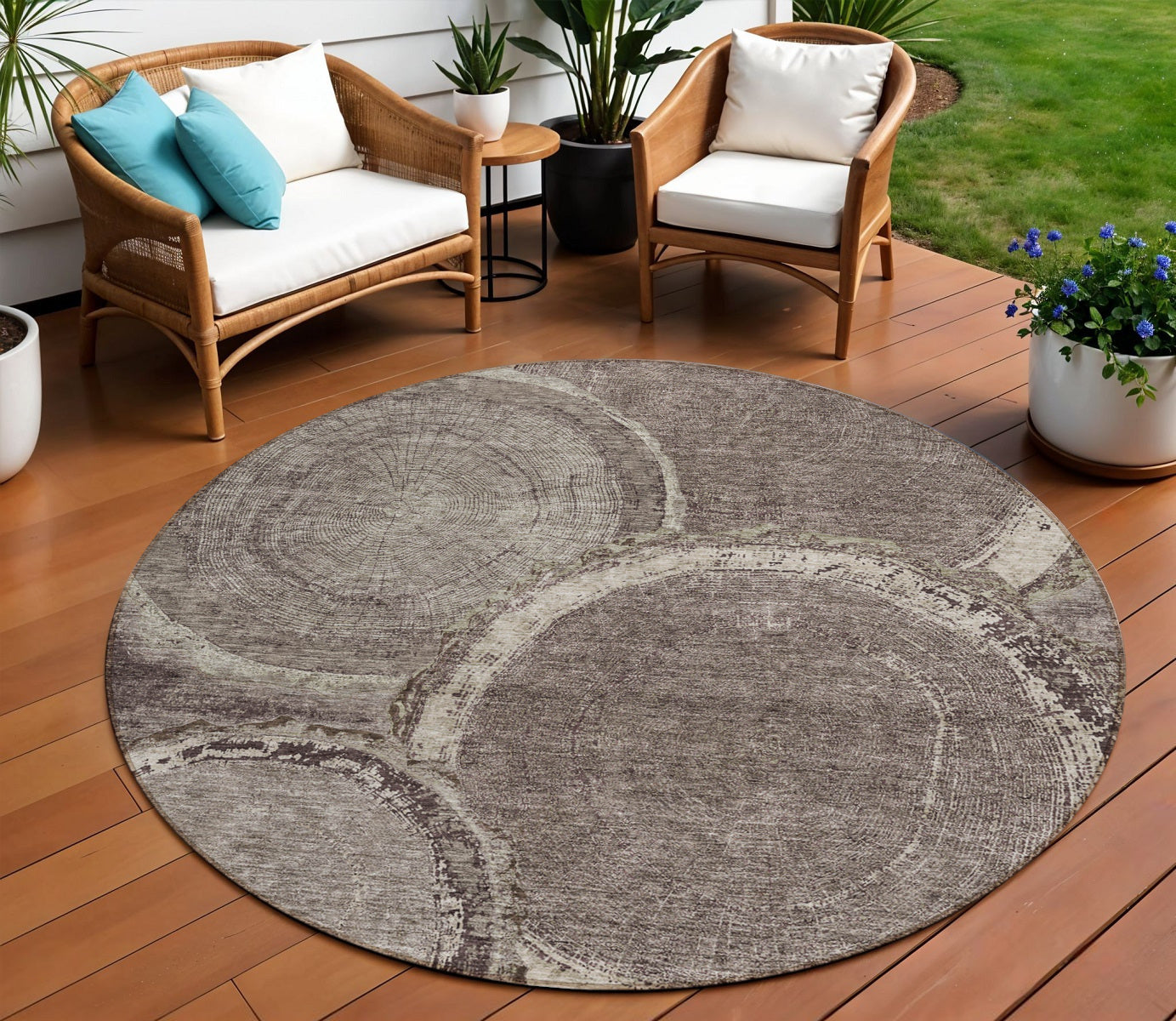 8 Chocolate And Beige Round Faux Bois Washable Indoor Outdoor Area Rug