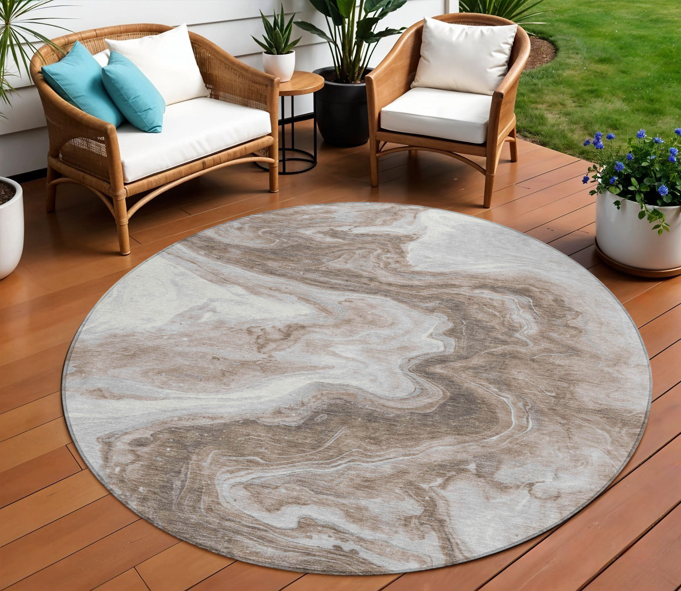 8 Taupe And Silver Round Abstract Washable Indoor Outdoor Area Rug