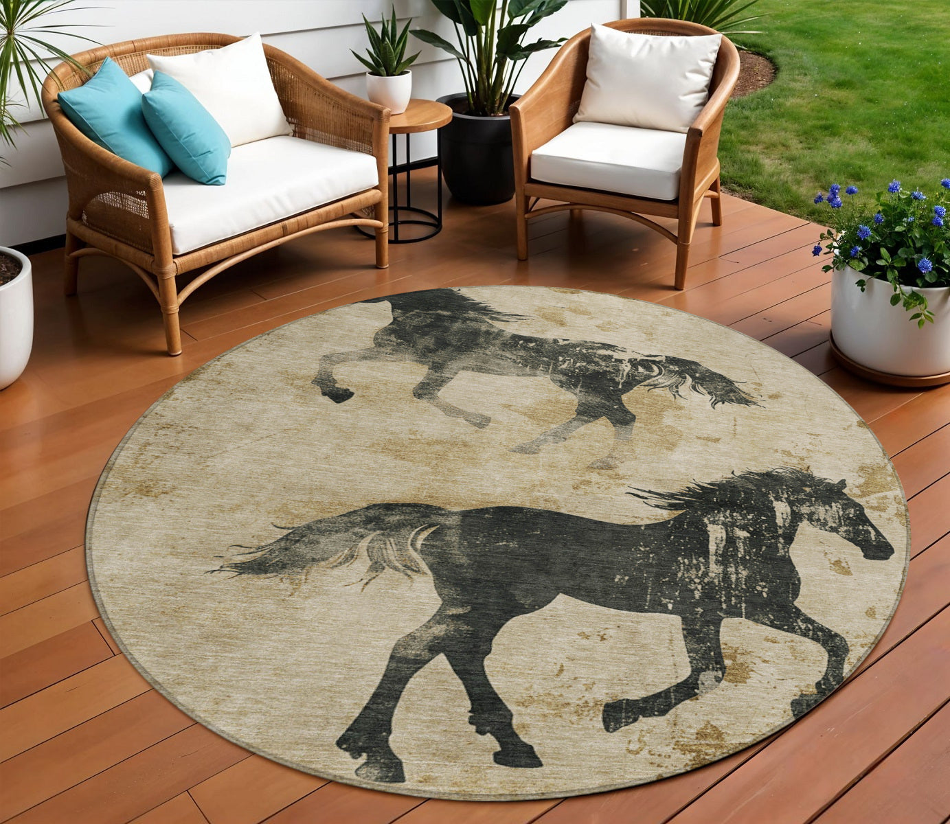 8 Beige And Charcoal Round Horse Washable Indoor Outdoor Area Rug