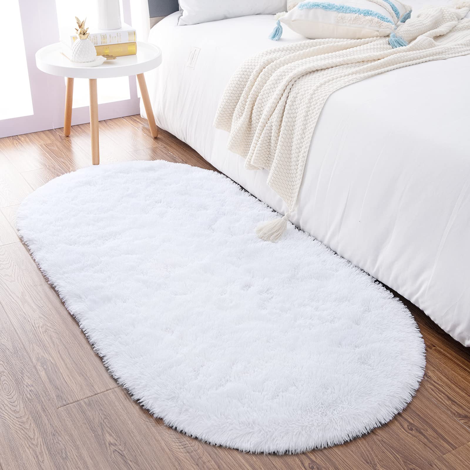 Noahas Ultra Soft Fluffy Bedroom Rugs Kids Room Carpet Modern Shaggy Area Rugs Home Decor 2.6 X 5.3, White