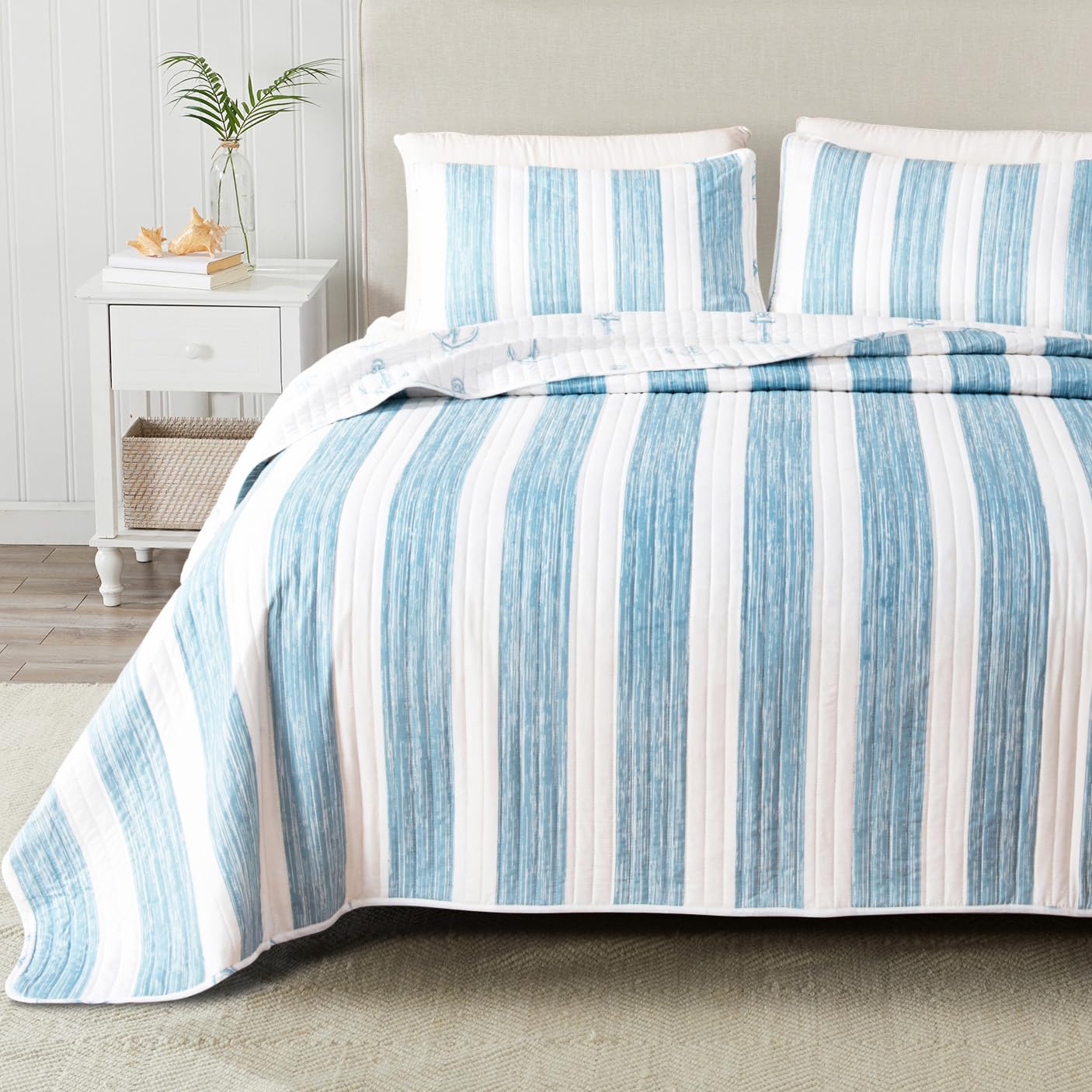 King Coastal Quilt Bedding Set, Summer Coastal Quilt with Shams, Beach 3-Piece Reversible All Season Bedspread Quilt Set. Lightw