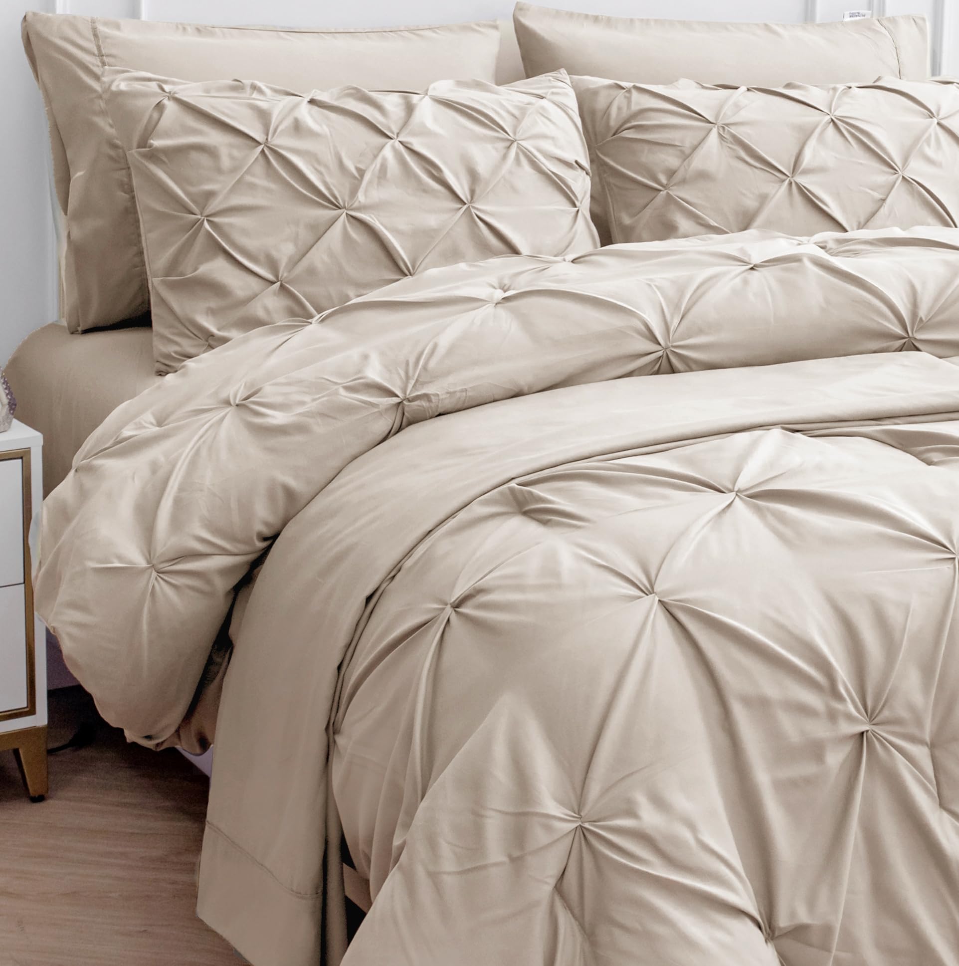 LANE LINEN California King Comforter Set, 7 Piece Cal King Bed in a Bag, Pintuck Cal King Bedding Set, Soft Cali King Bed Set, C