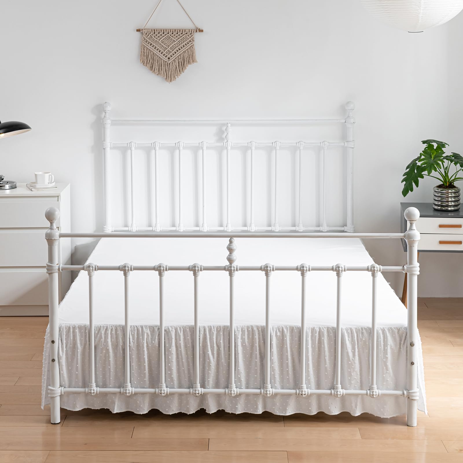 Tufted Dot Bed Skirt Full Size,Ruffled Bed Skirt with Split Corners, Full Bed Skirt 16 Inch Drop, Boho Full Size Bed Skirt White
