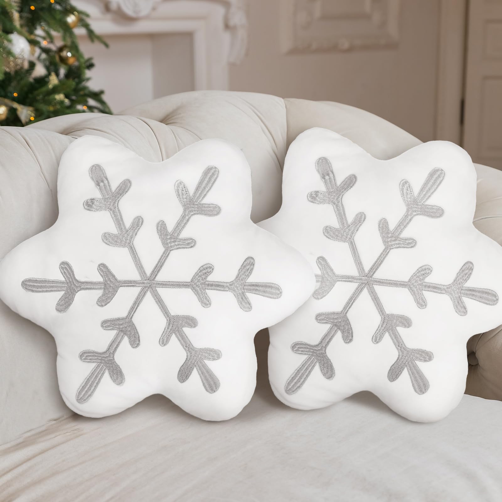 Soaoo 2 Pcs Snowflake Pillow Winter Throw Pillows Decorative Pillows Sherpa White Snowflake Shaped Pillow for Winter Home Decor 