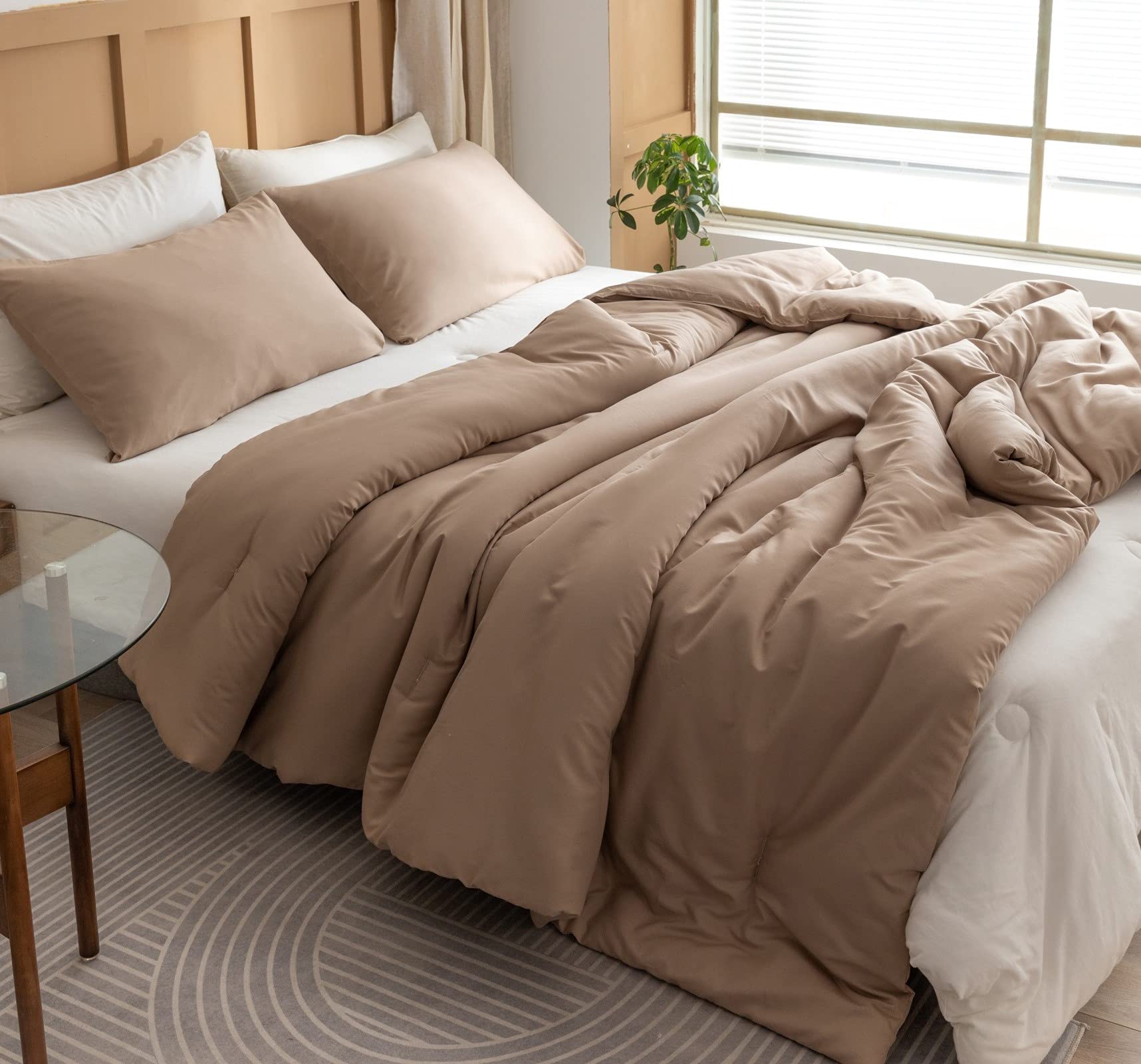 ROSGONIA Taupe Brown Comforter Set Queen- 3pcs (1 Comforter & 2 Pillowcases) Farmhouse Queen Comforter Set for Women and Girls- 