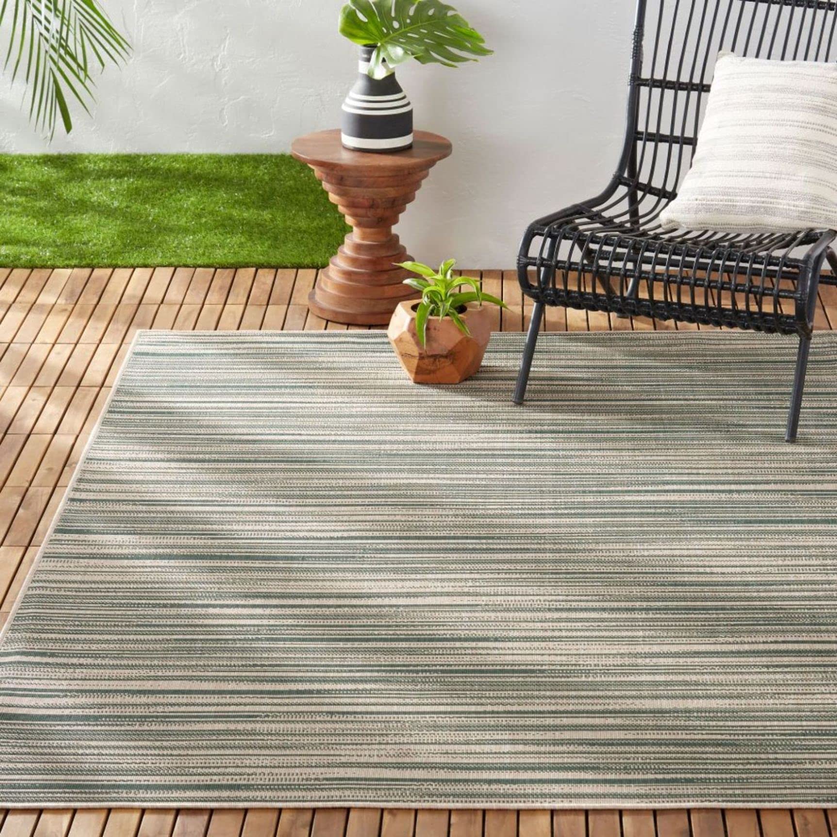 Nicole Miller New York Patio Country Wynona Indoor/Outdoor Area Rug, Green/Beige, 52x72 Rectangle