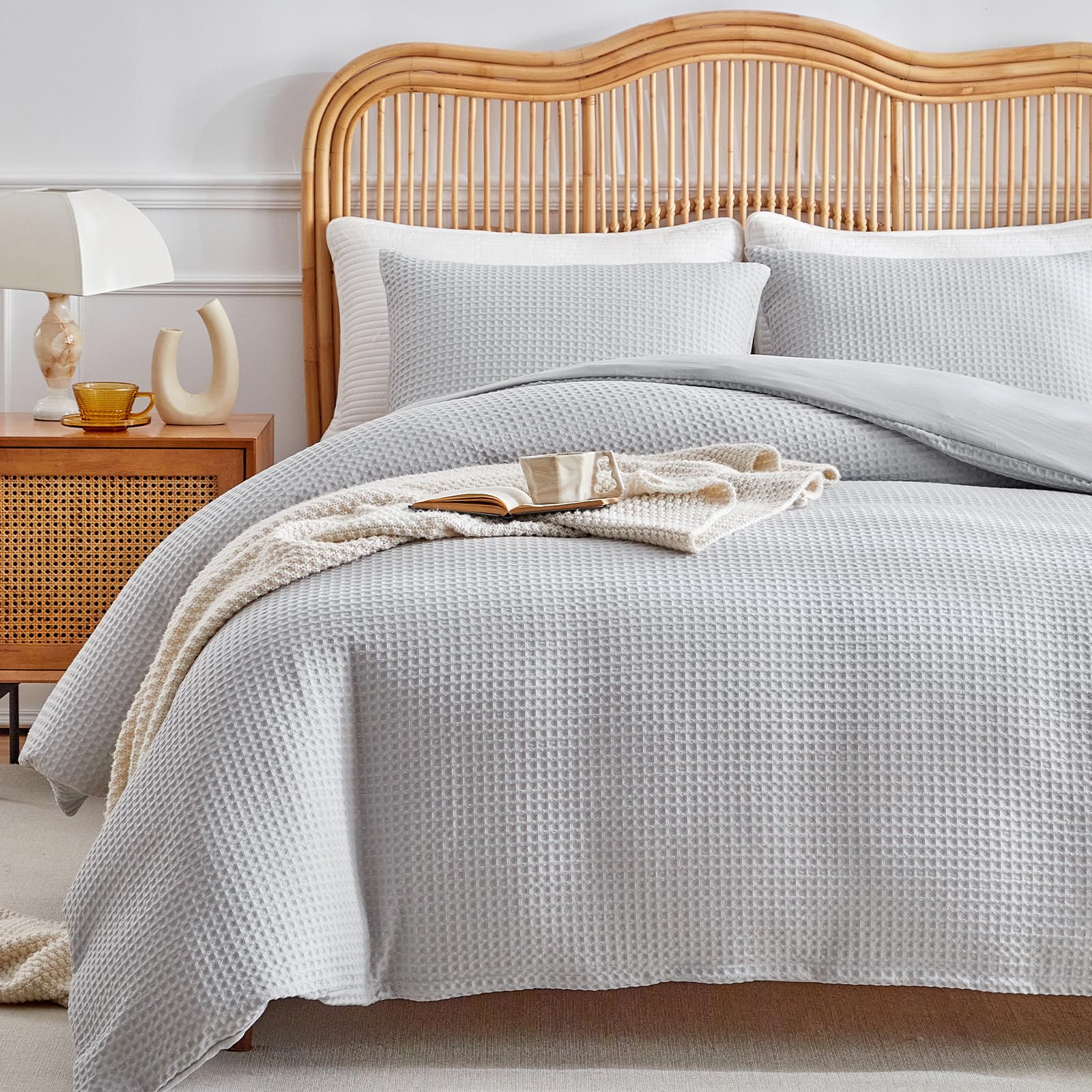 WARMDERN Waffle Weave Queen Size Duvet Cover, Light Grey Microfiber Duvet Cover Set, Soft and Breathable Comforter Cover, Textur