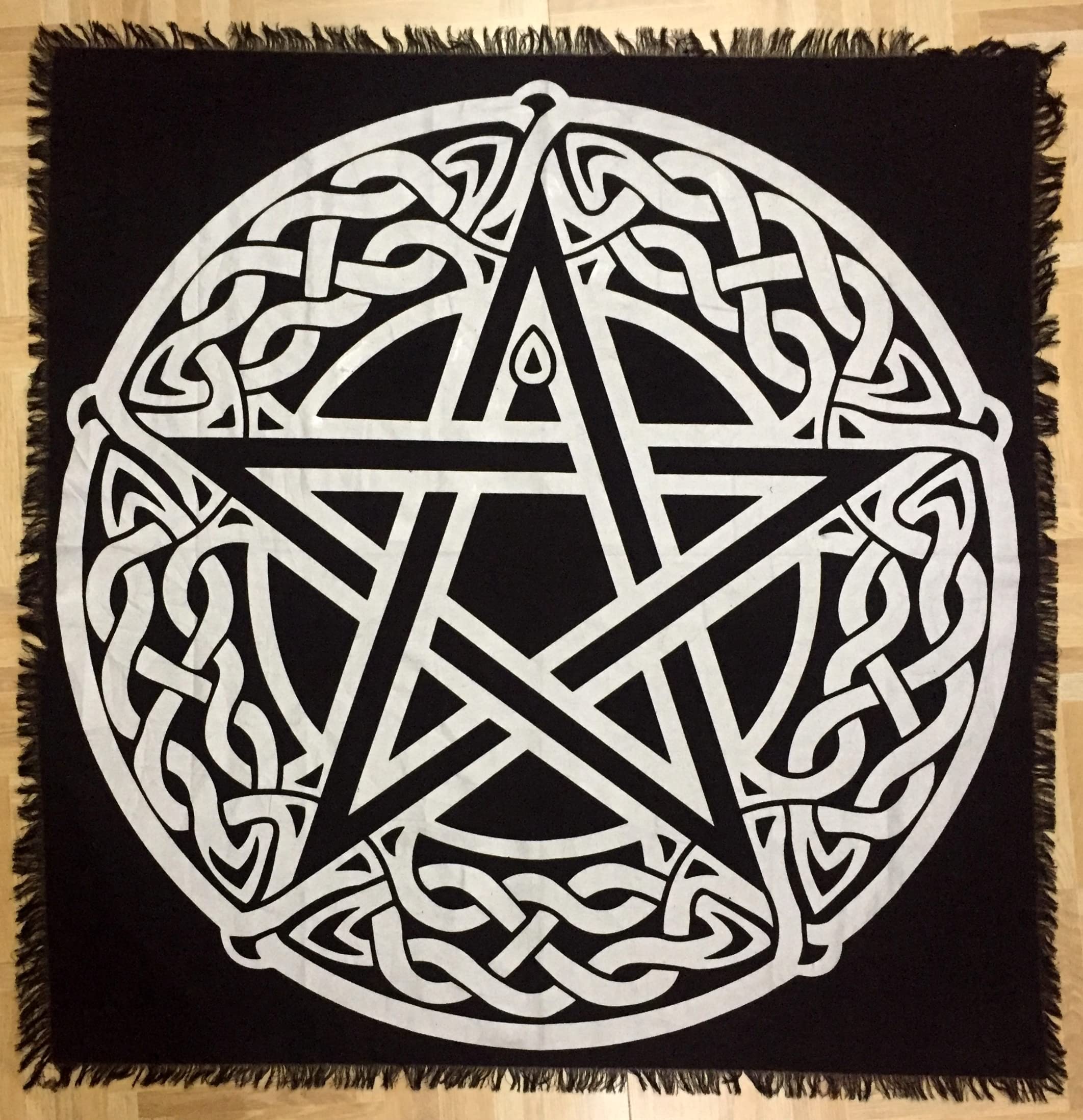 Indian Consigners Altar Cloth Celtic Pentagram Witchcraft Alter Tarot Spread Top Cloth Wiccan Square Spiritual 18 by 18 sacred c