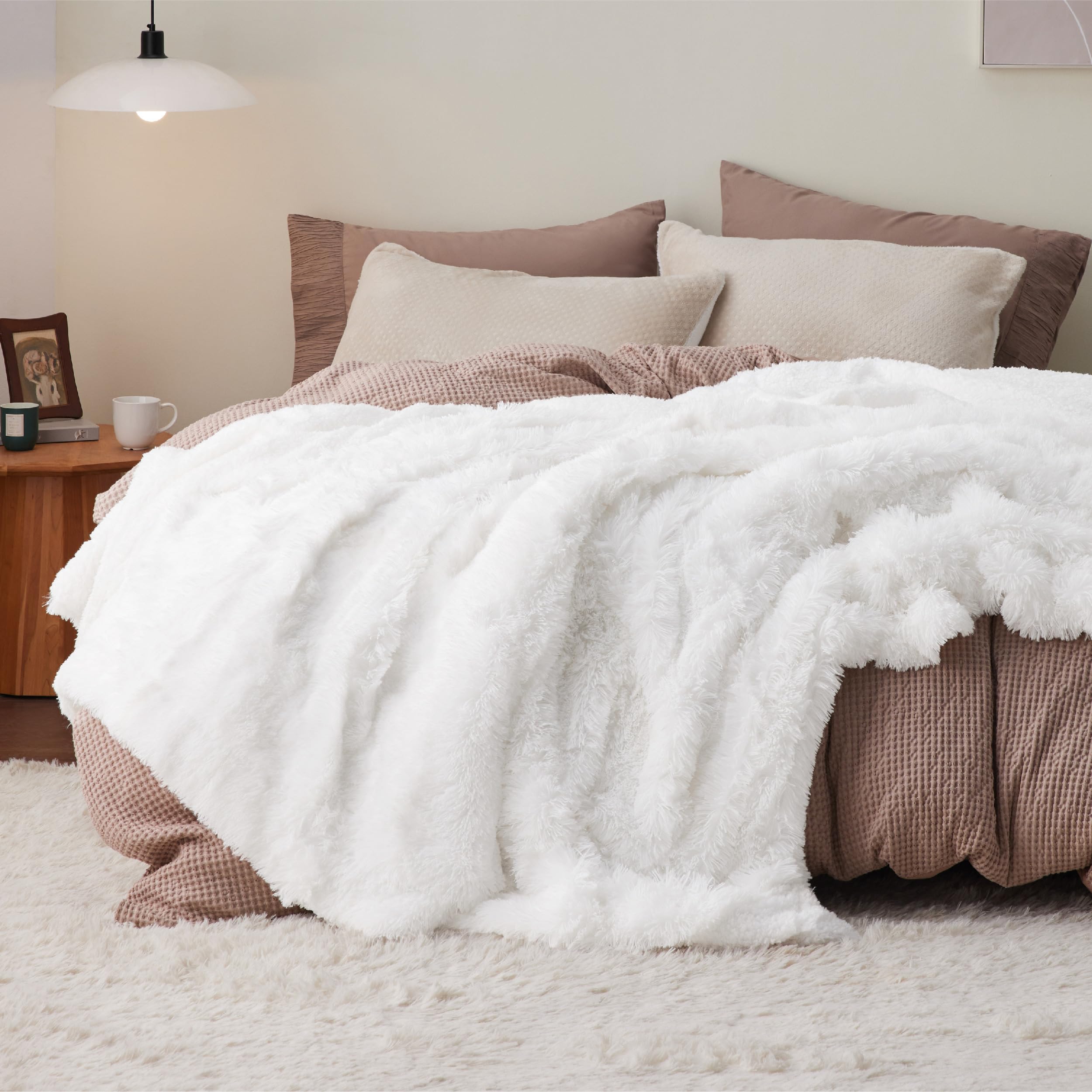 Bedsure GentleSoft Fluffy White King Size Blanket for Bed, Thick Soft Sherpa Faux Fur Fleece Bedding Fuzzy Plush Winter Warm Hea