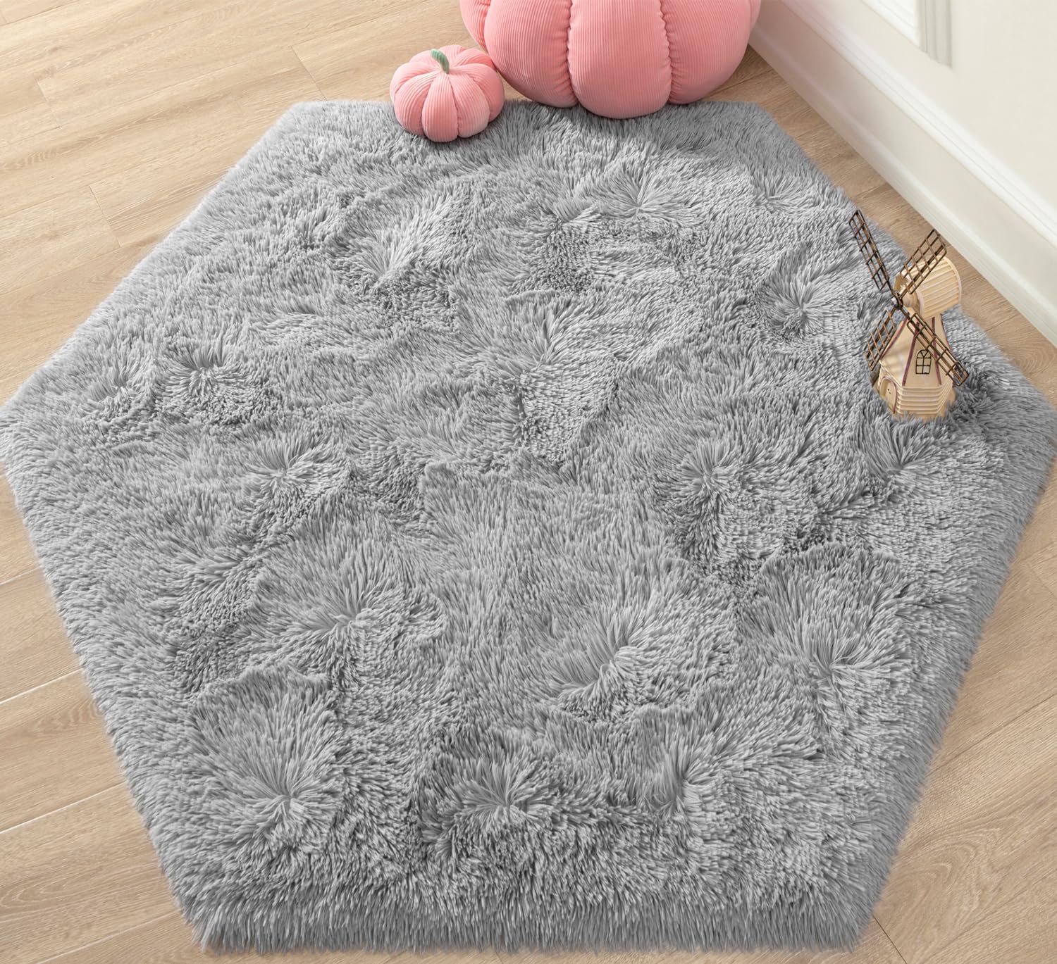 KIXINWA Grey Hexagon Rug, 4.6X4 Feet Fluffy Area Rug for Kids Room Bedroom Living Room Home Decor, Super Soft Cute Non Slip Rug,