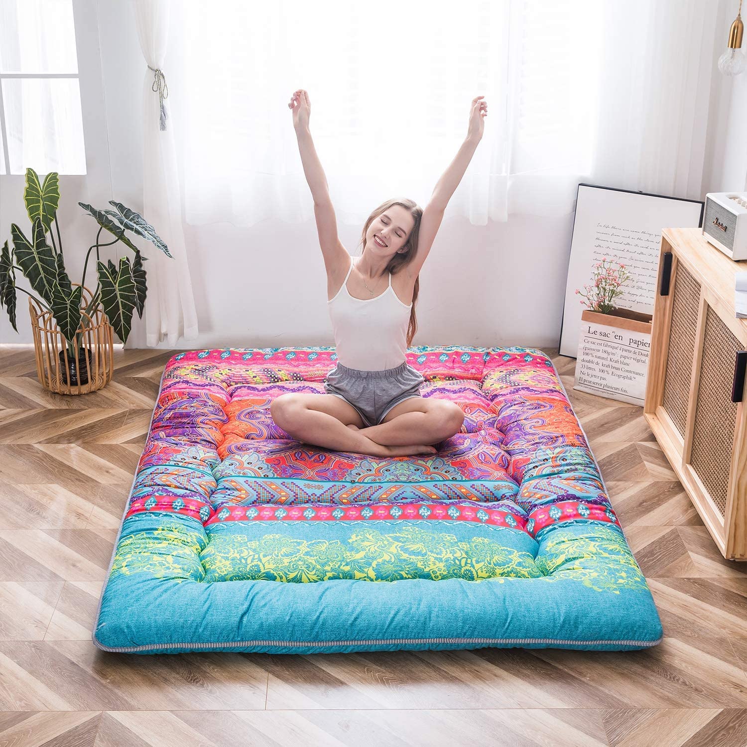 MAXYOYO Bohemian Retro Mattress Boho Floral Style Japanese Futon Mattress Tatami Floor Mat Foldable Lounger Portable Camping Sle
