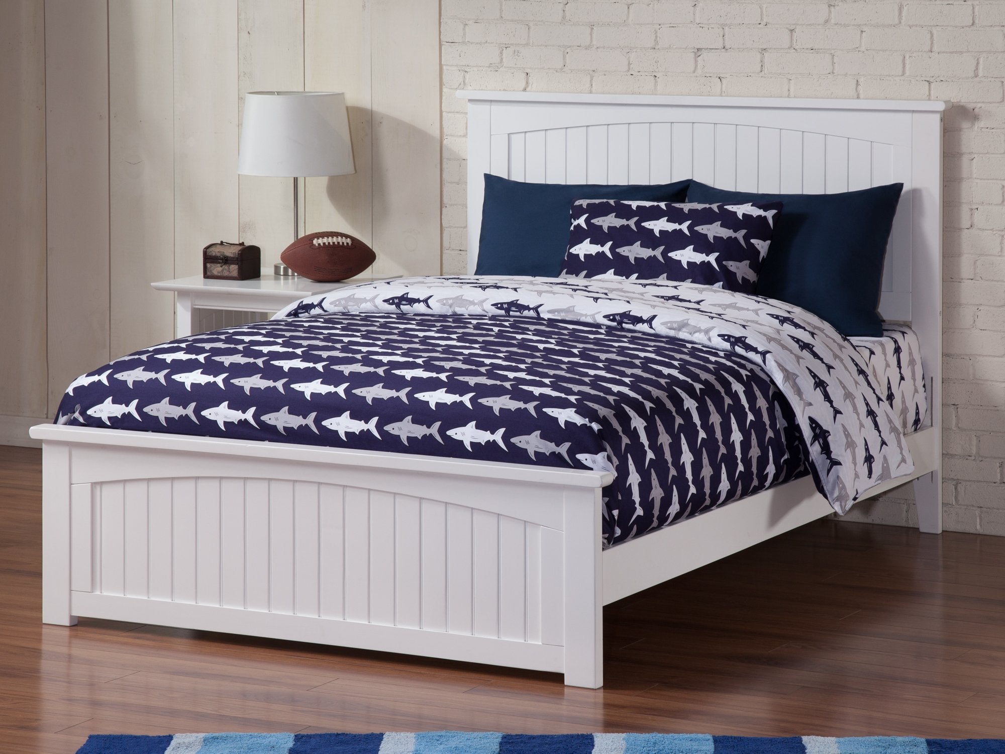 AFI Nantucket Full Size Platform Bed with Matching Footboard & Charging Station in White