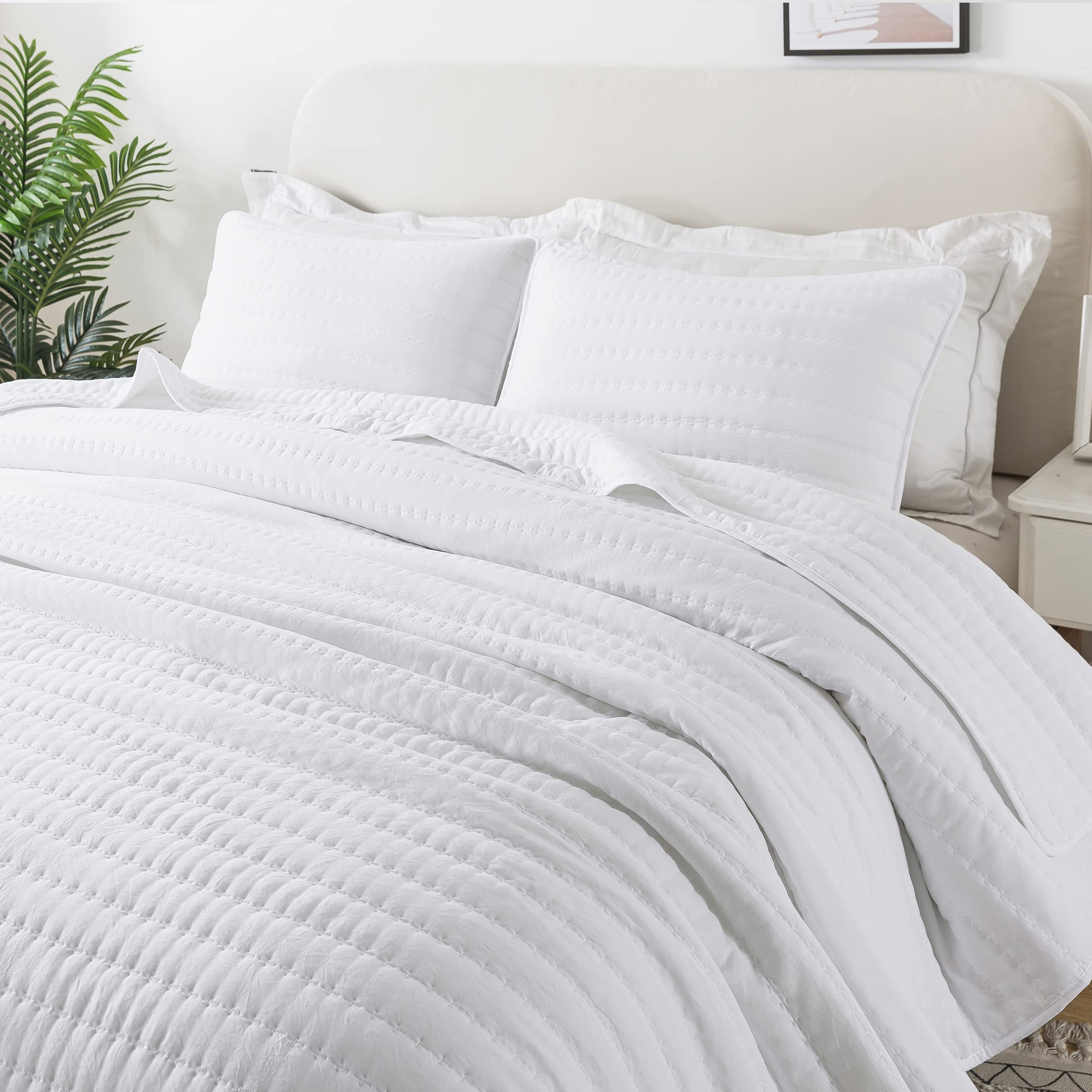 ROARINGWILD White Queen Size Quilt Bedding Sets with Pillow Shams, Full Lightweight Soft Bedspread Coverlet, Quilted Blanket Thi