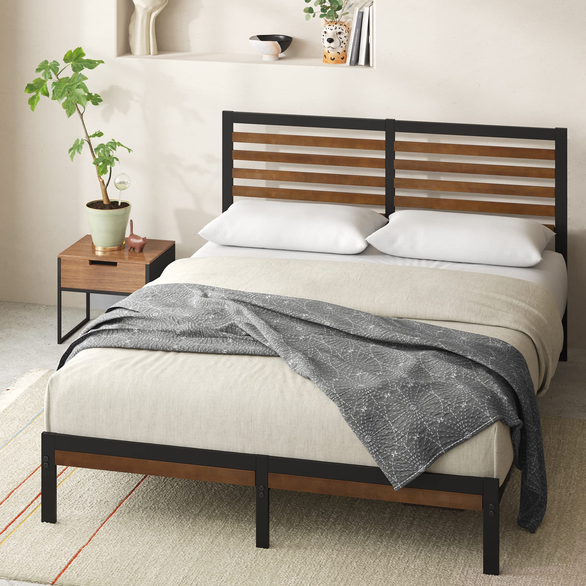 ZINUS Kai Bamboo and Metal Platform Bed Frame with Headboard, No Box Spring Needed, Easy Assembly,King, Brown