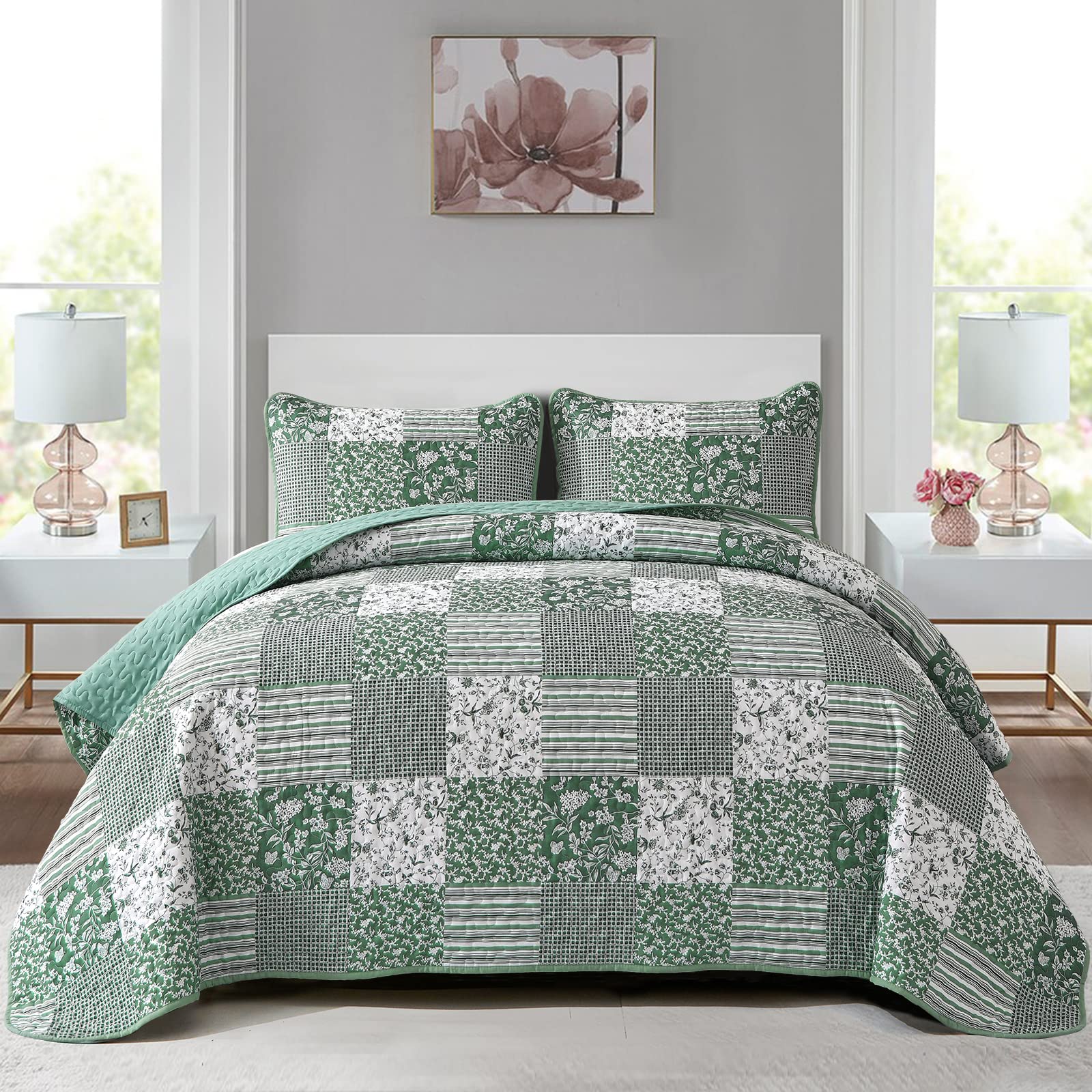 Mybedsoul Green Boho Queen Quilt Set, 3-Piece Reversible Soft Plaid Floral Bedding Set with 2 Pillow Shams - Sage Green Queen Si