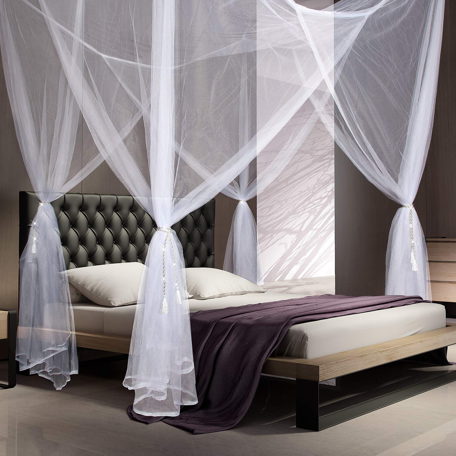 4 Corner Post Mosquito Net Canopy Bed Curtains Large Mosquito Netting Bedroom Princess Decoration Canopy Curtains with 4 Pieces 