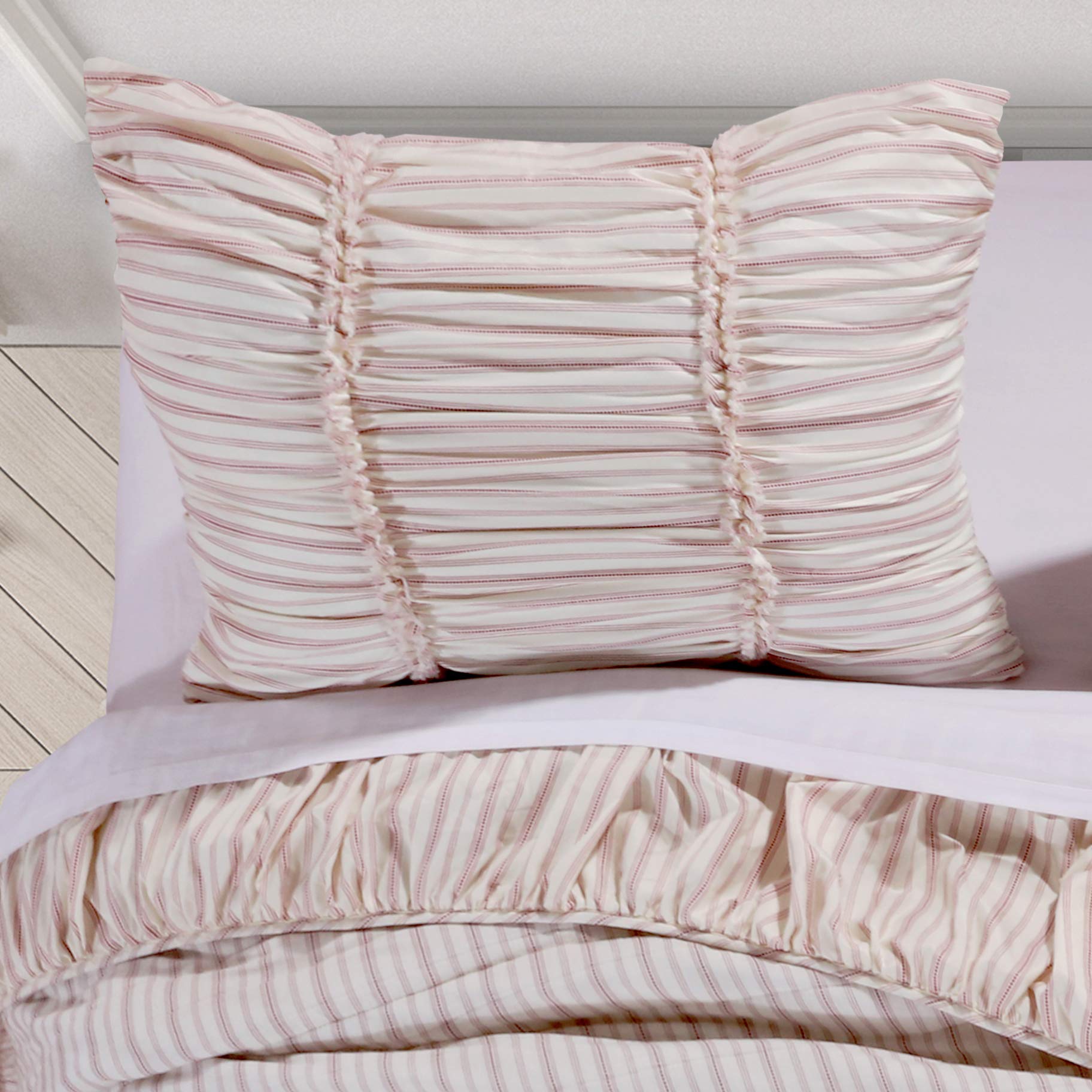 Greenland Home Farmhouse Chic Pillow Sham, King, Red