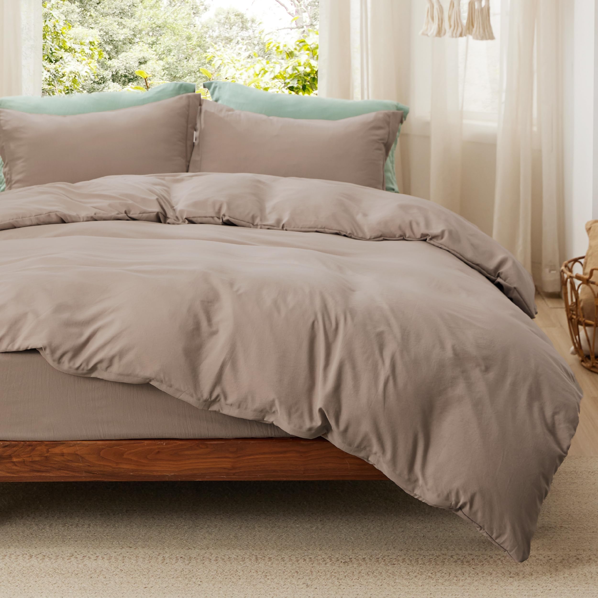 Bedsure California King Size Duvet Cover with Fitted Sheet - 4 Pieces Prewashed Cotton-Like Extra Soft Bedding Set, Includes 1 D