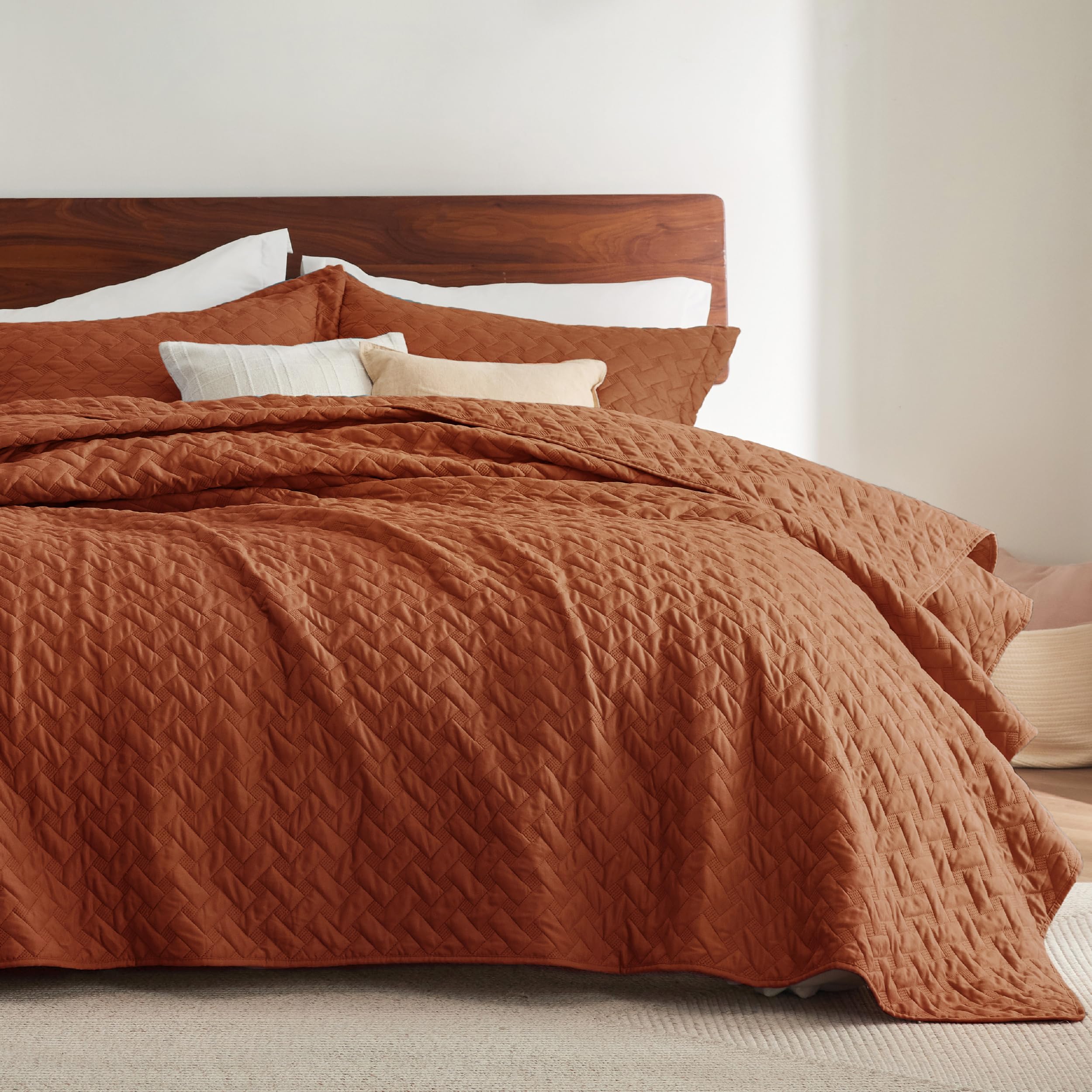Bedsure Twin Extra Long Quilt Set - Lightweight Summer Quilt Twin - Red Orange Bedspread Twin Size - Bedding Coverlet for All Se