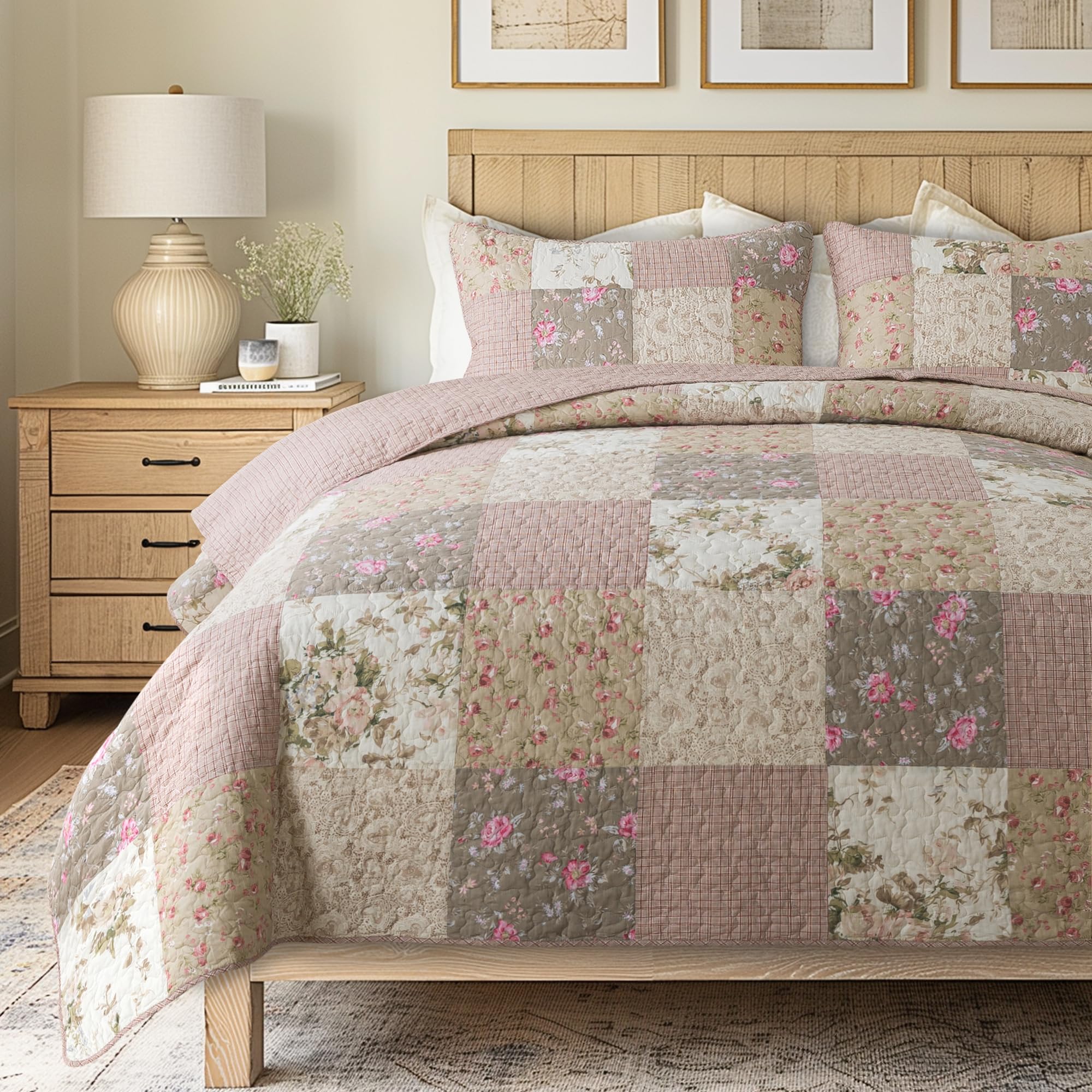 SLPR Secret Garden Patchwork Cotton Pieced Quilt Set - Queen with 2 Shams, Country Shabby Chic Bedding with Flower Pattern, Pink
