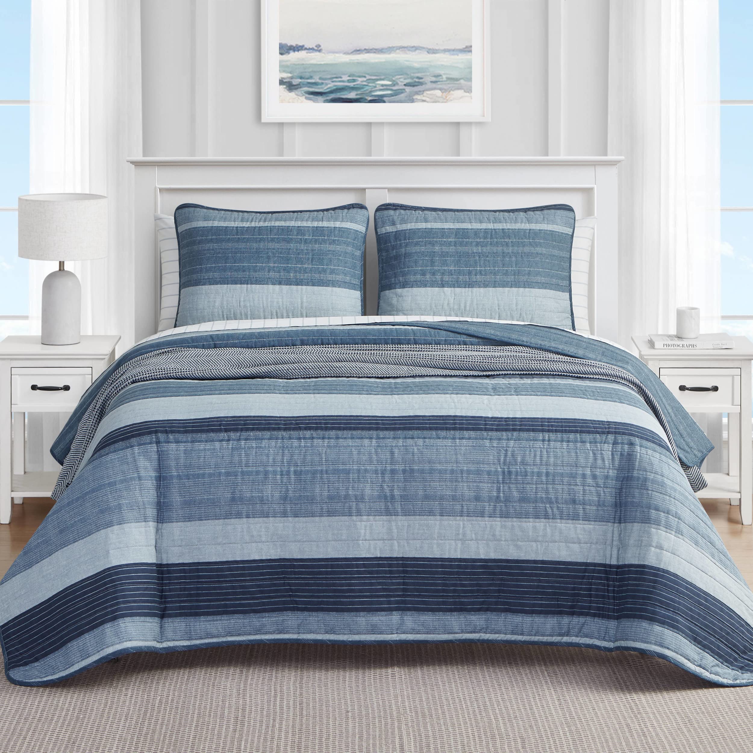 Nautica- Queen Quilt Set, Cotton Reversible Bedding Set, All Season Designer Home D  cor (Ridgeport Blue, Queen)