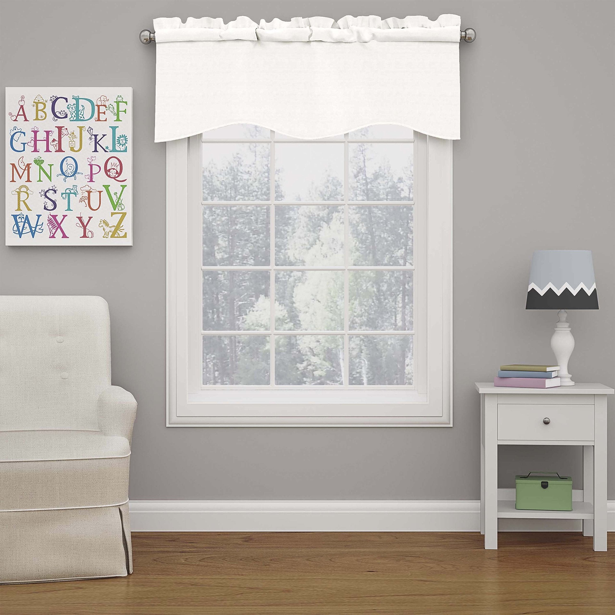 ECLIPSE Kendall Modern Scalloped Valance Rod Pocket Window Curtain for Kitchen or Bathroom, 42 x 18, White
