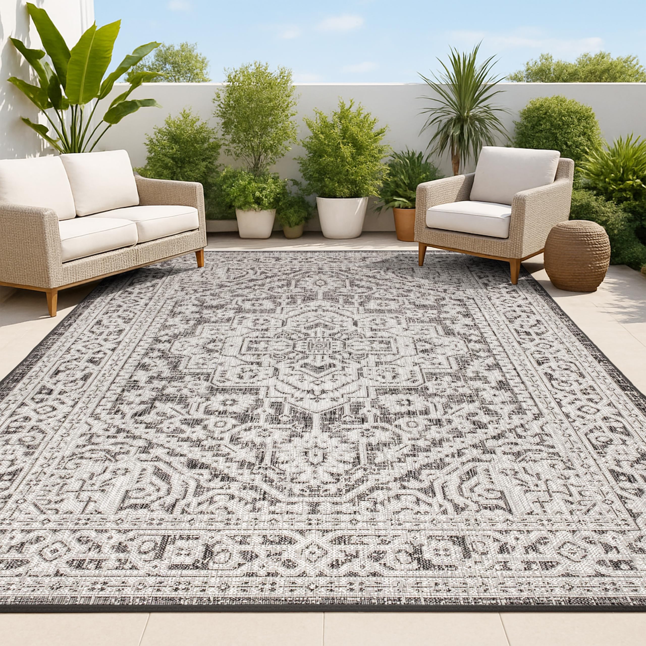 JONATHAN Y Medallion Weave Indoor Outdoor Area Rug 5X8 Gray/Black, Sinjuri Textured for Backyard, Patio, Porch, Easy-Cleaning, H