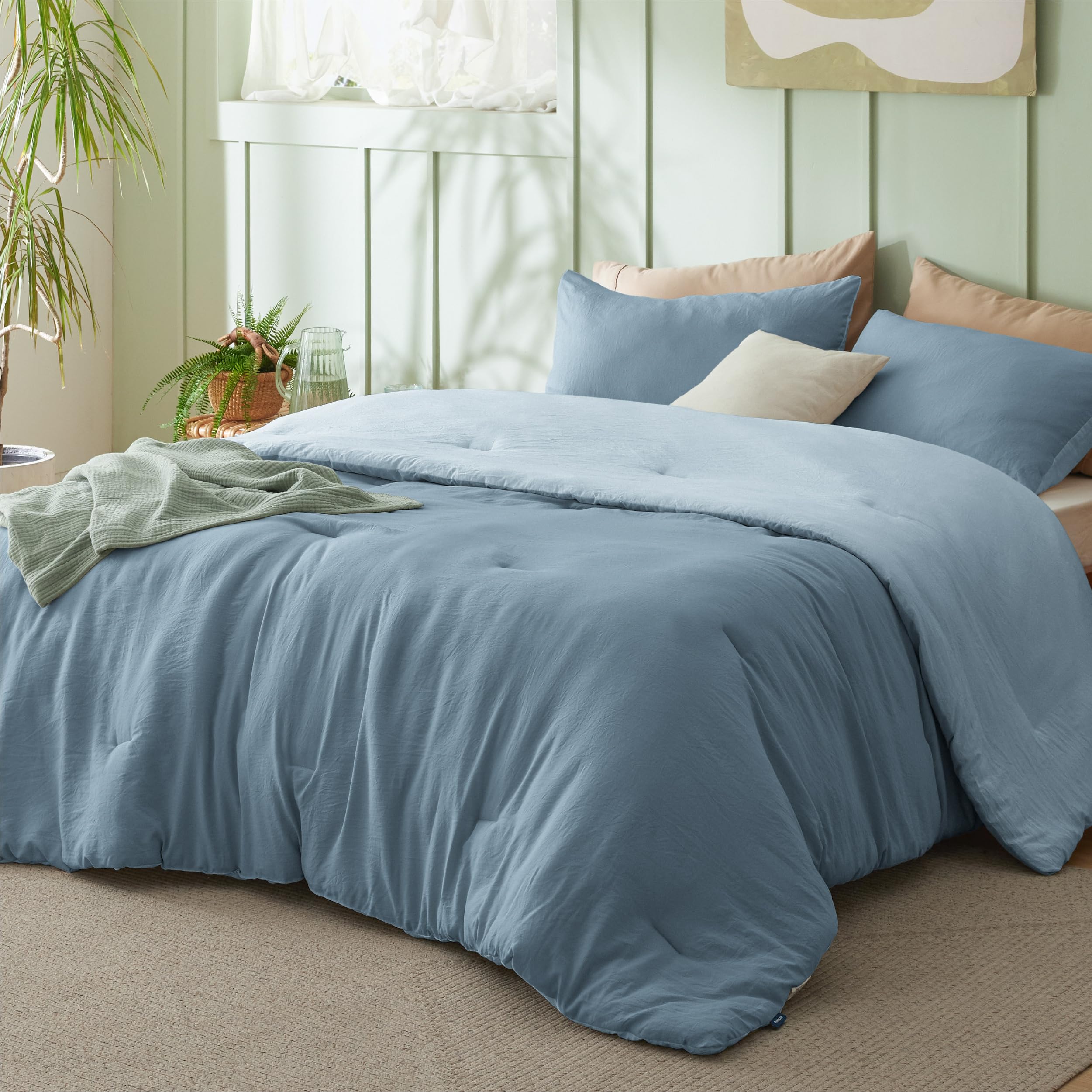Bedsure California King Comforter Set, Reversible Blue Soft Prewashed Bed Comforter for All Seasons, 3 Pieces Warm Bedding Sets,