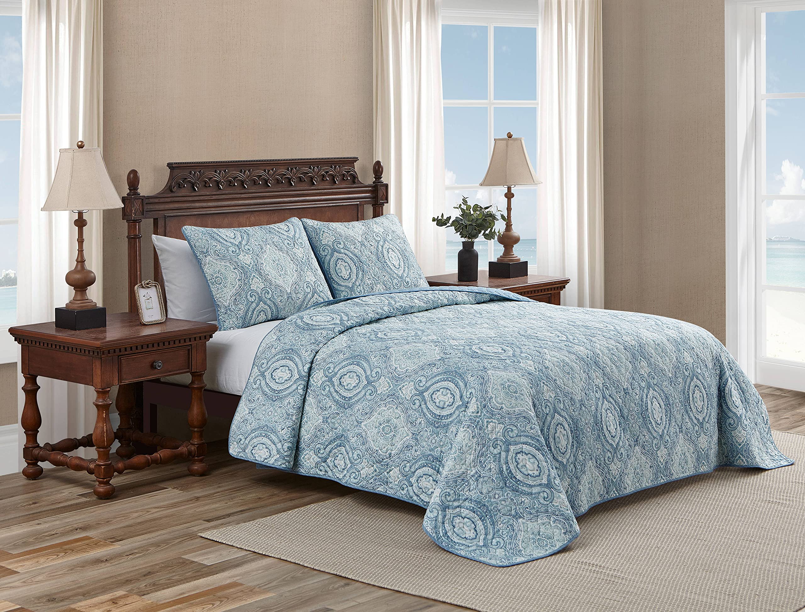 Tommy Bahama - Queen Quilt Set, Reversible Cotton Bedding with Matching Shams, All Season Home Decor (Turtle Cove Caribbean Blue