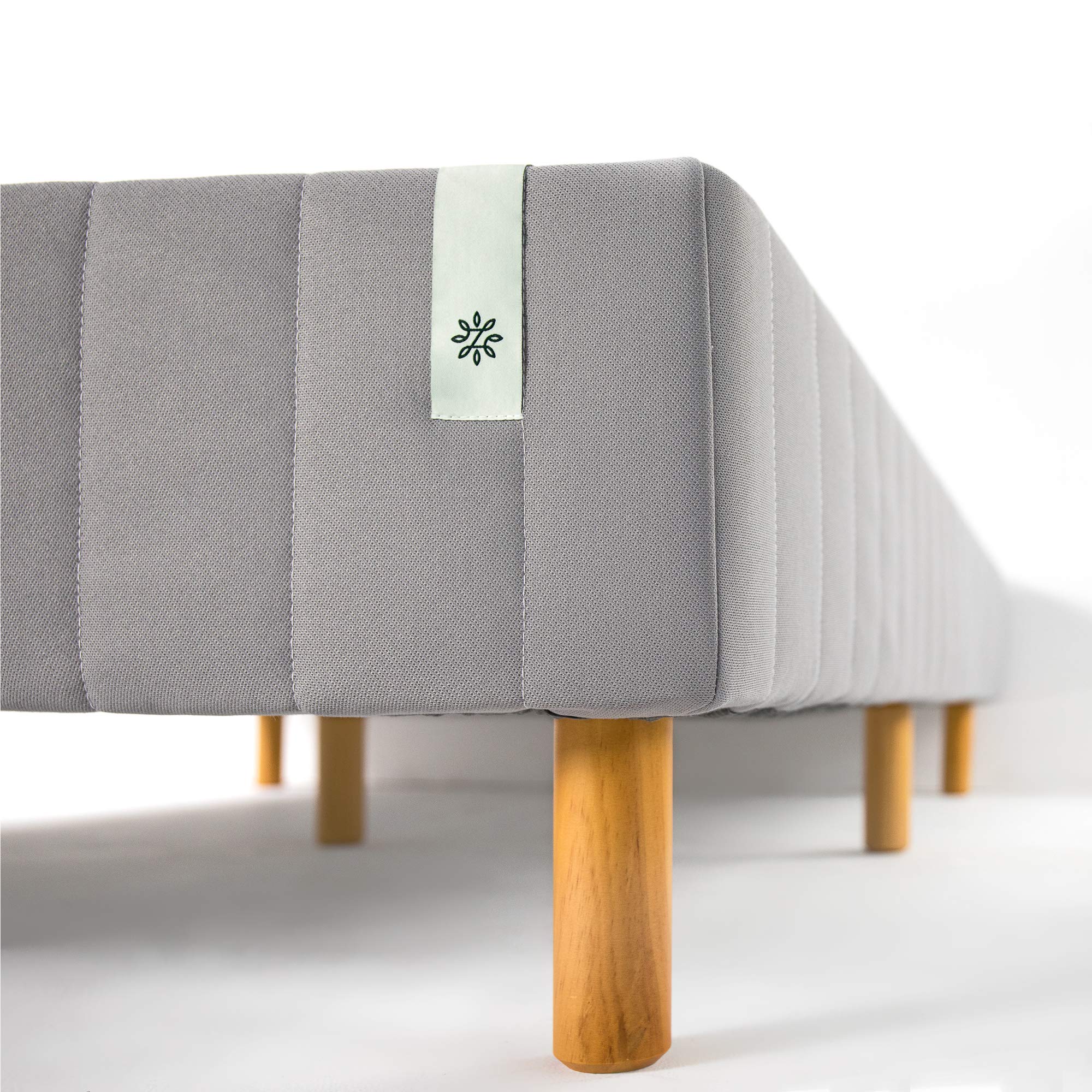 ZINUS GOOD DESIGN Award Winner Justina Metal Mattress Foundation, 16 Inch Platform Bed, No Box Spring Needed, Twin, Grey