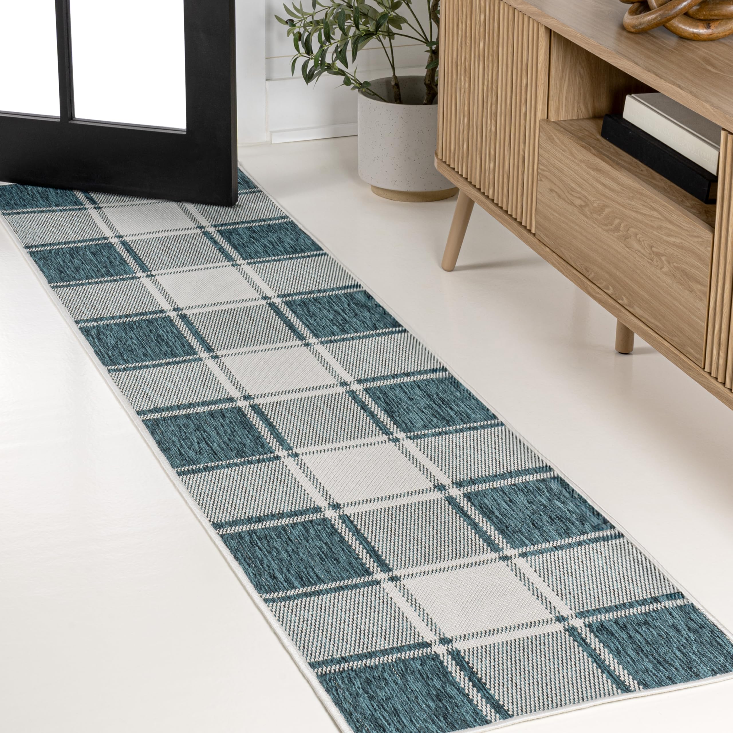 JONATHAN Y TSN203E-28 Sabine Traditional Farmhouse Bold Gingham Turquoise/Cream 2 ft. x 8 ft. Indoor/Outdoor Runner Rug, Pet Fri