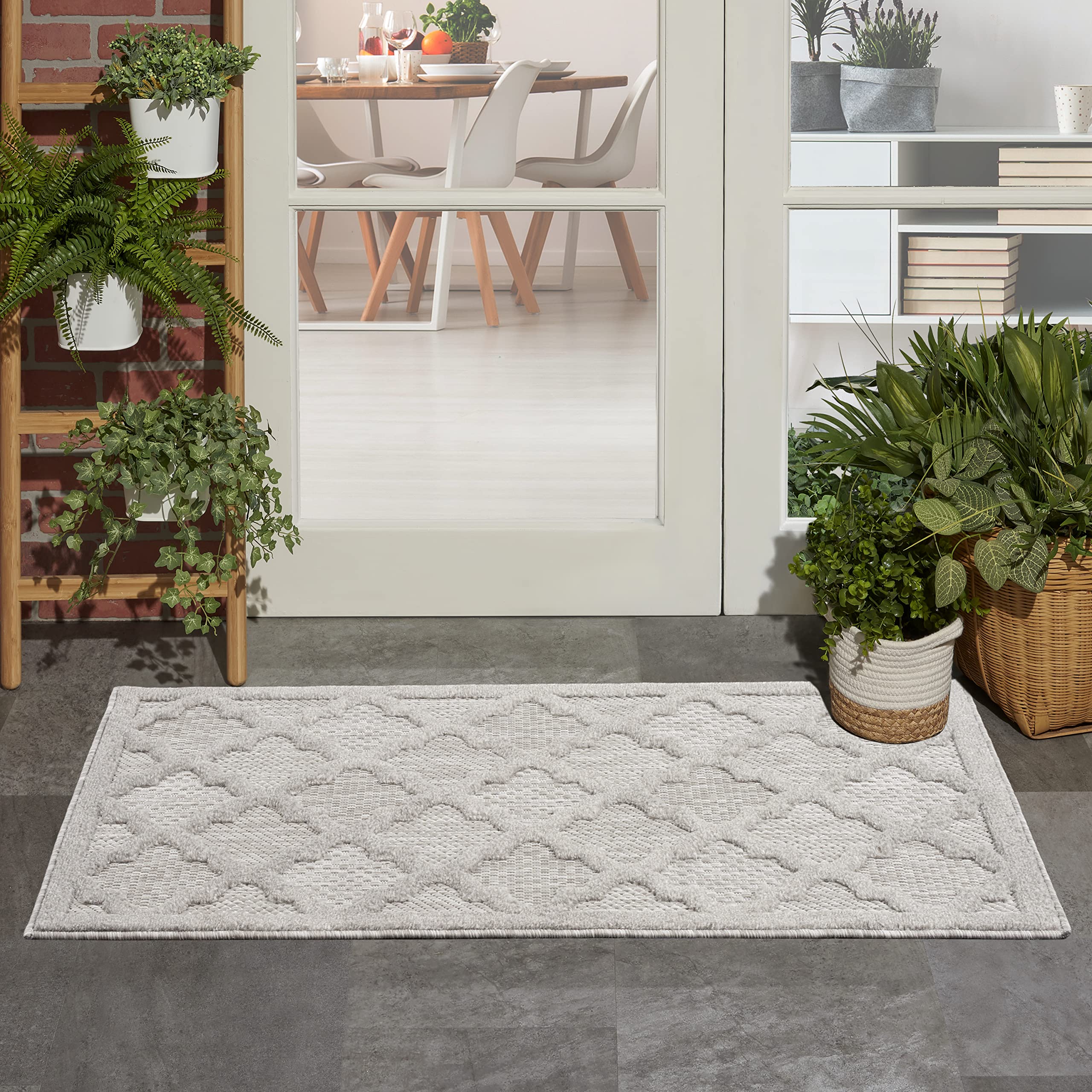 Nourison Easy Care Moroccan Silver Grey 2 x 4 Area Rug, Trellis, Easy Cleaning, Non Shedding, Bed Room, Living Room, Dining Ro