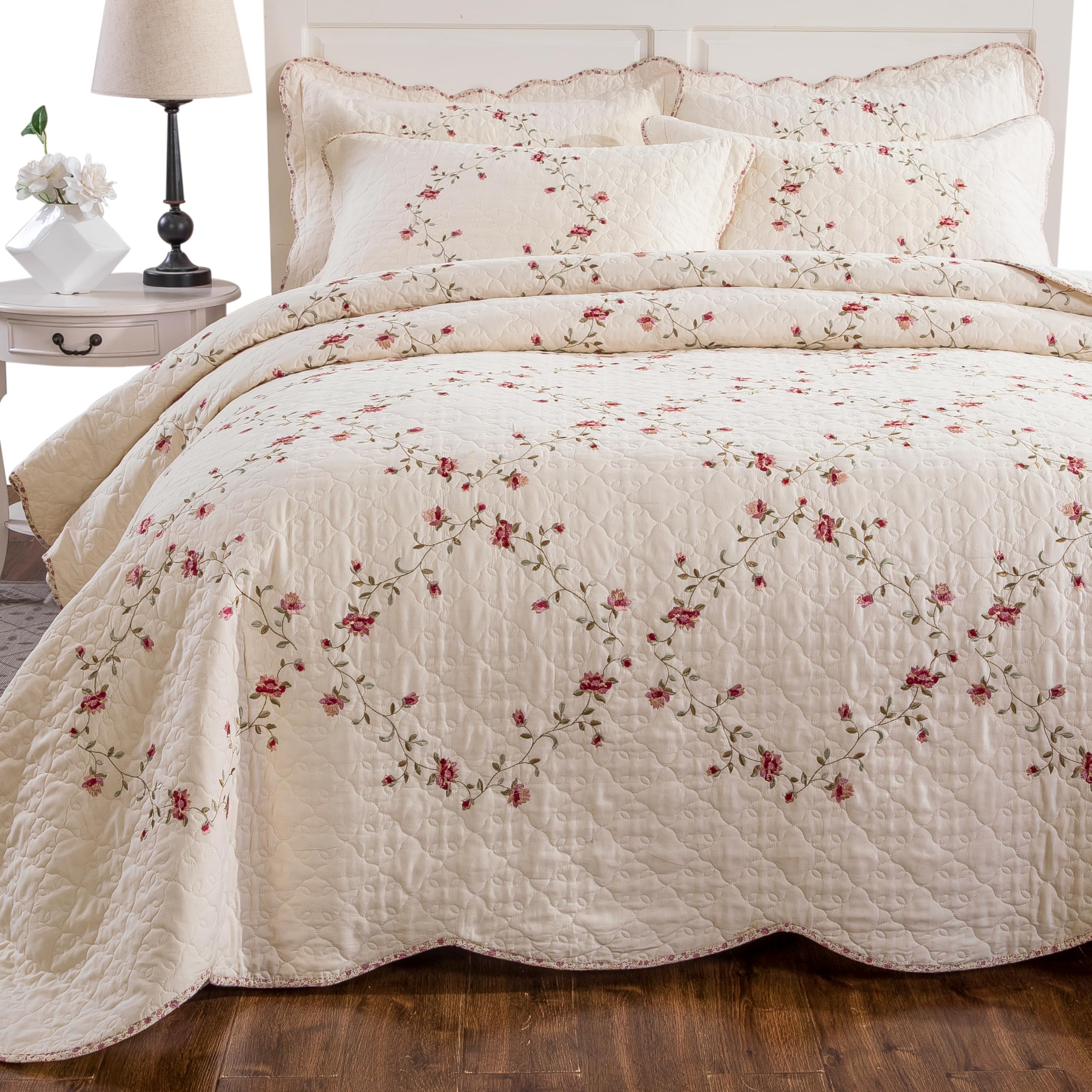 Quilt Set Classical 3D Floral Embroidery Pattern 3-Piece Cotton Reversible Quilted Embroidered Decorative Bedspreads Coverlet Be