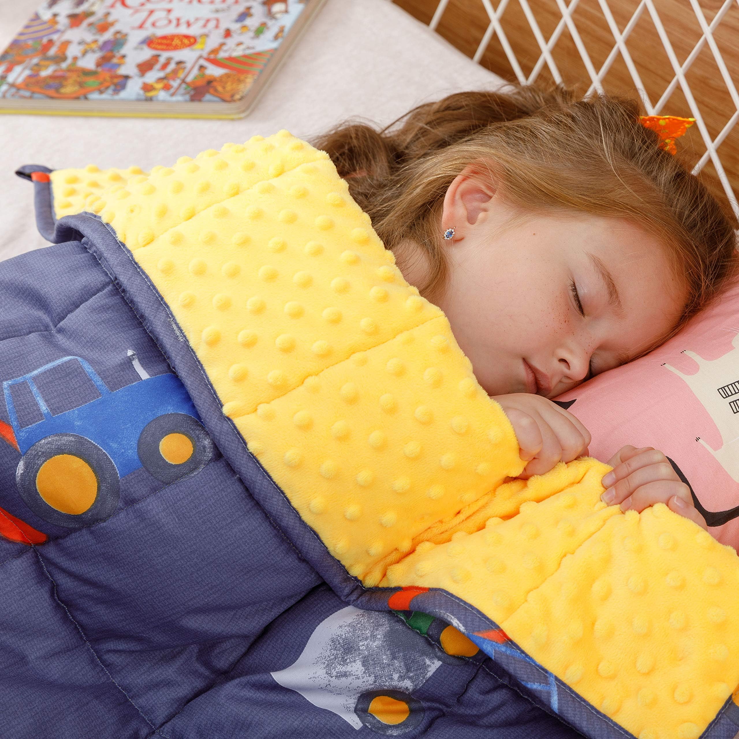 Uttermara Weighted Blanket 5 lbs, Ultra Cozy Minky Fleece and Cotton Sided with Cartoon Patterns, Reversible Heavy Blanket Great