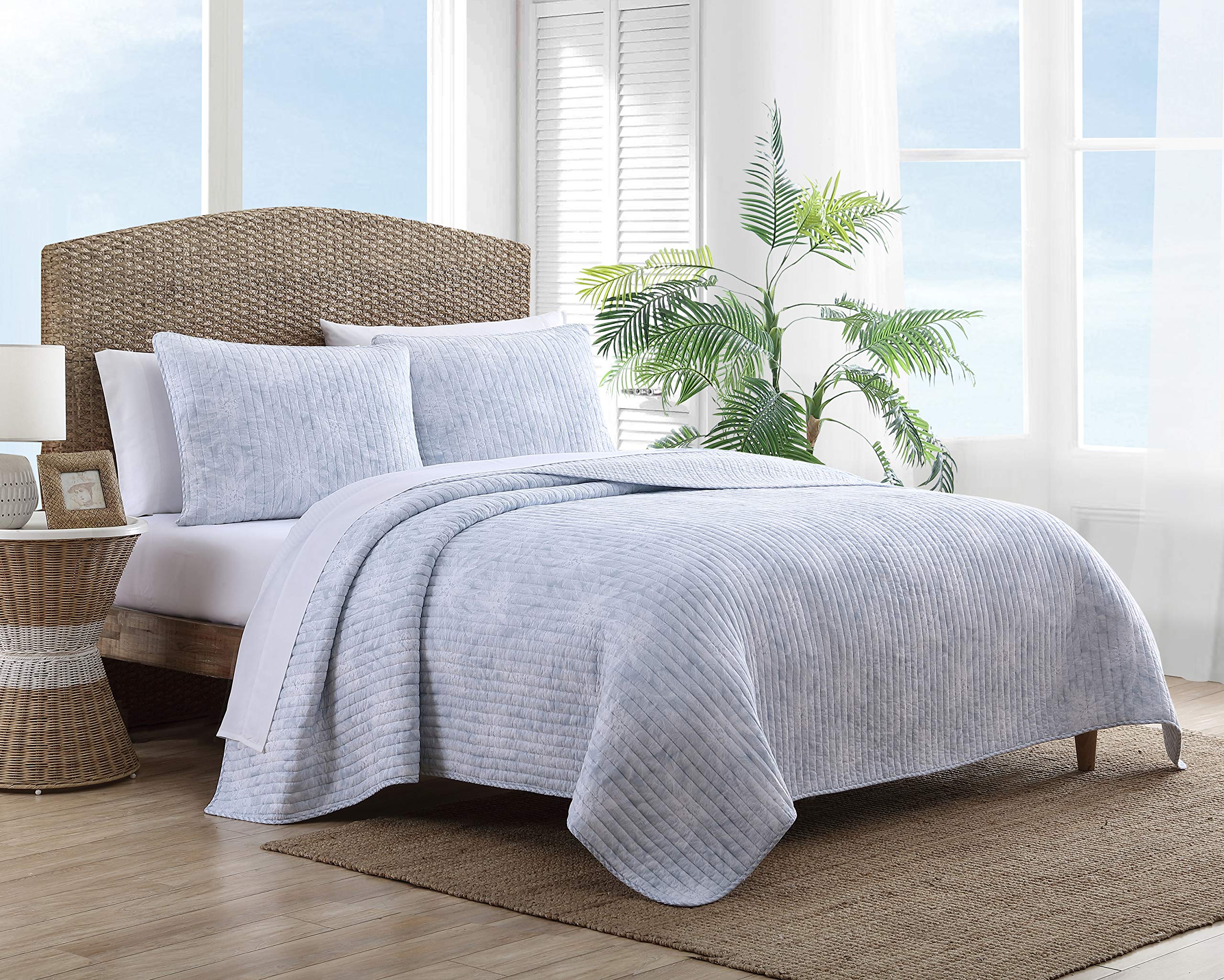 Tommy Bahama - Queen Quilt Set, Reversible Cotton Bedding with Matching Shams, Soft Coastal Bedspread, Super Soft Bedding Set (M