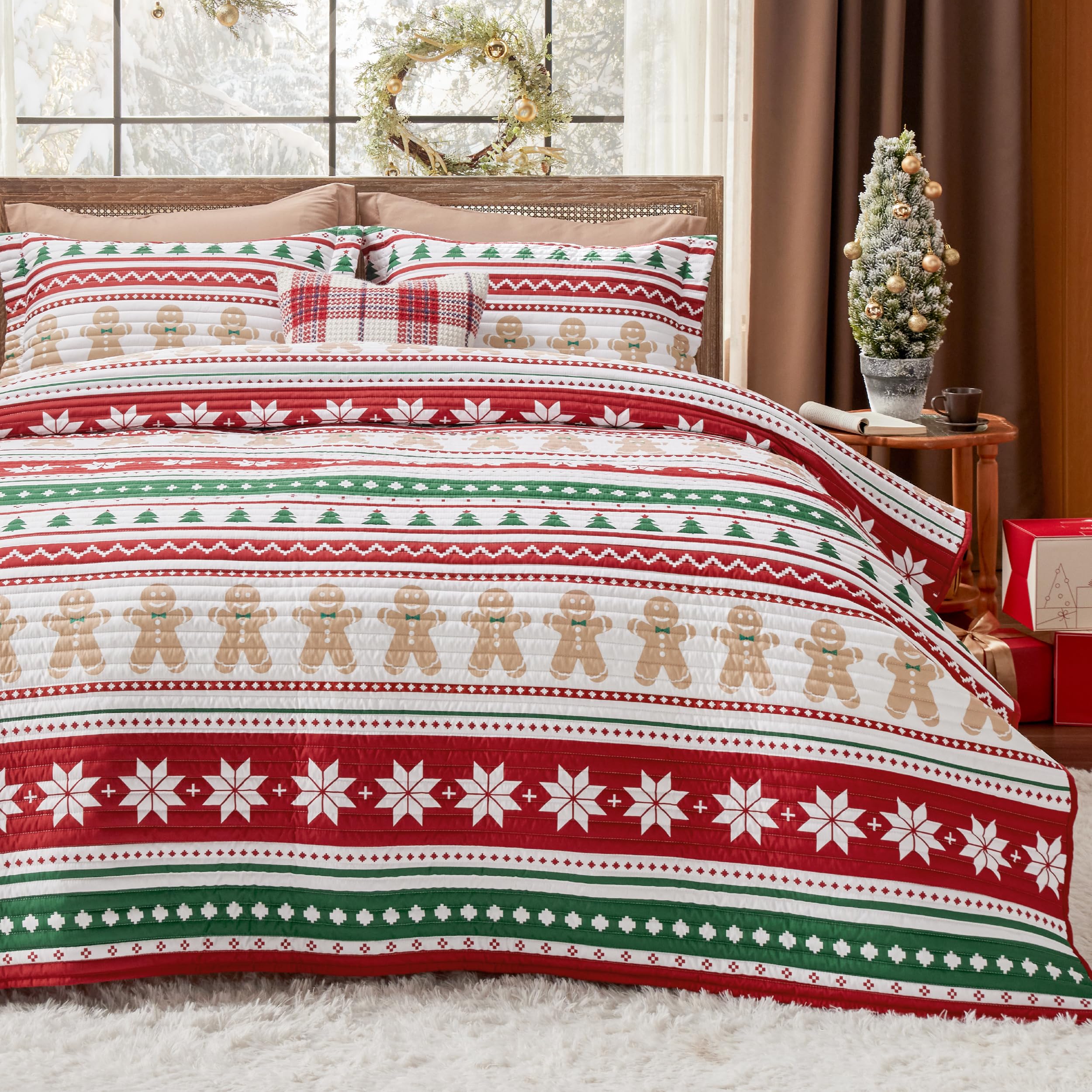Bedsure Christmas Quilt Set Queen - Red Quilt for Queen Size Bed, Gingerbread Man Striped Printed Pattern Christmas Bedding Set 