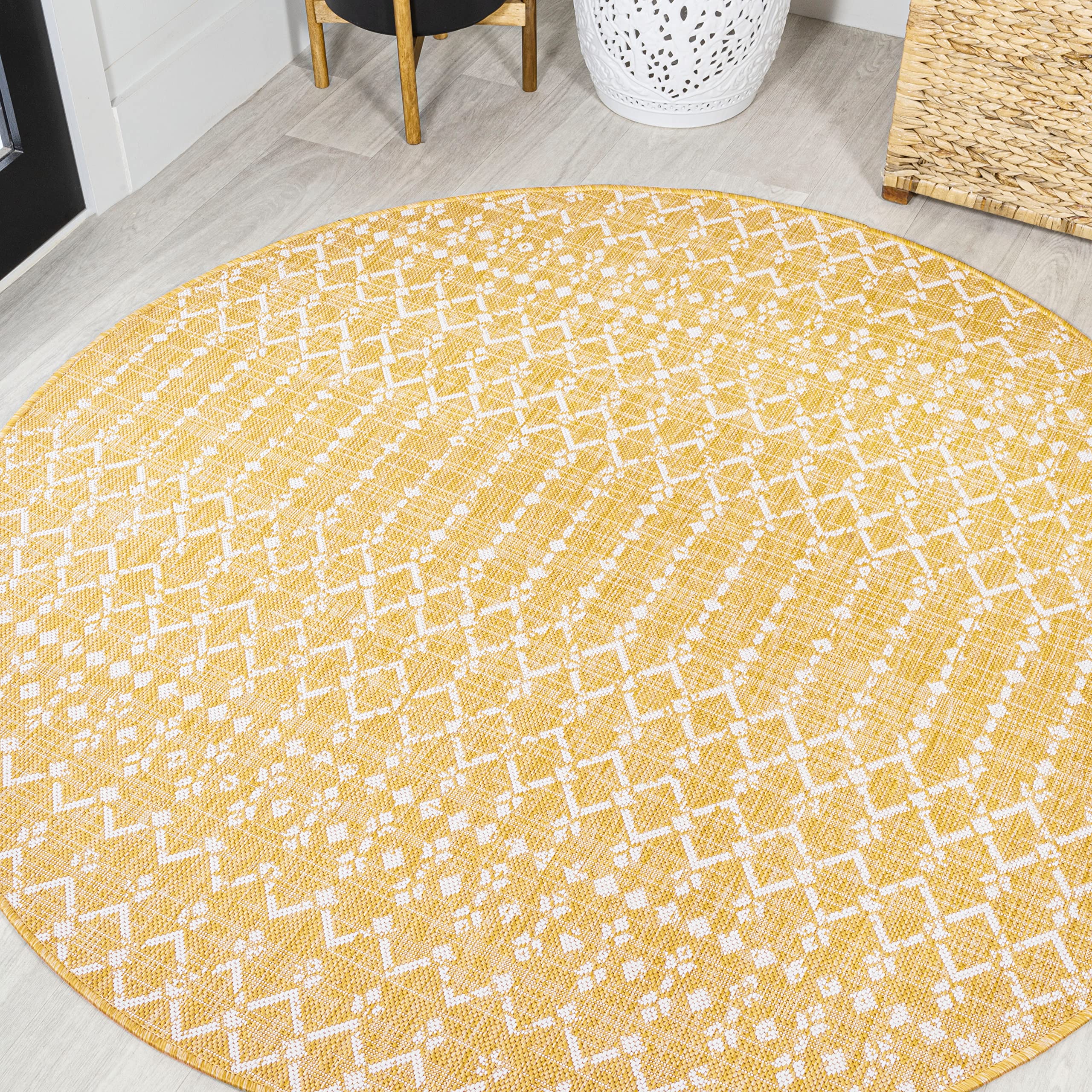 JONATHAN Y Moroccan Geometric Indoor Outdoor Round Area Rug 5 Ft Yellow/Cream, Ourika Textured Weave for Backyard, Patio, Porch,