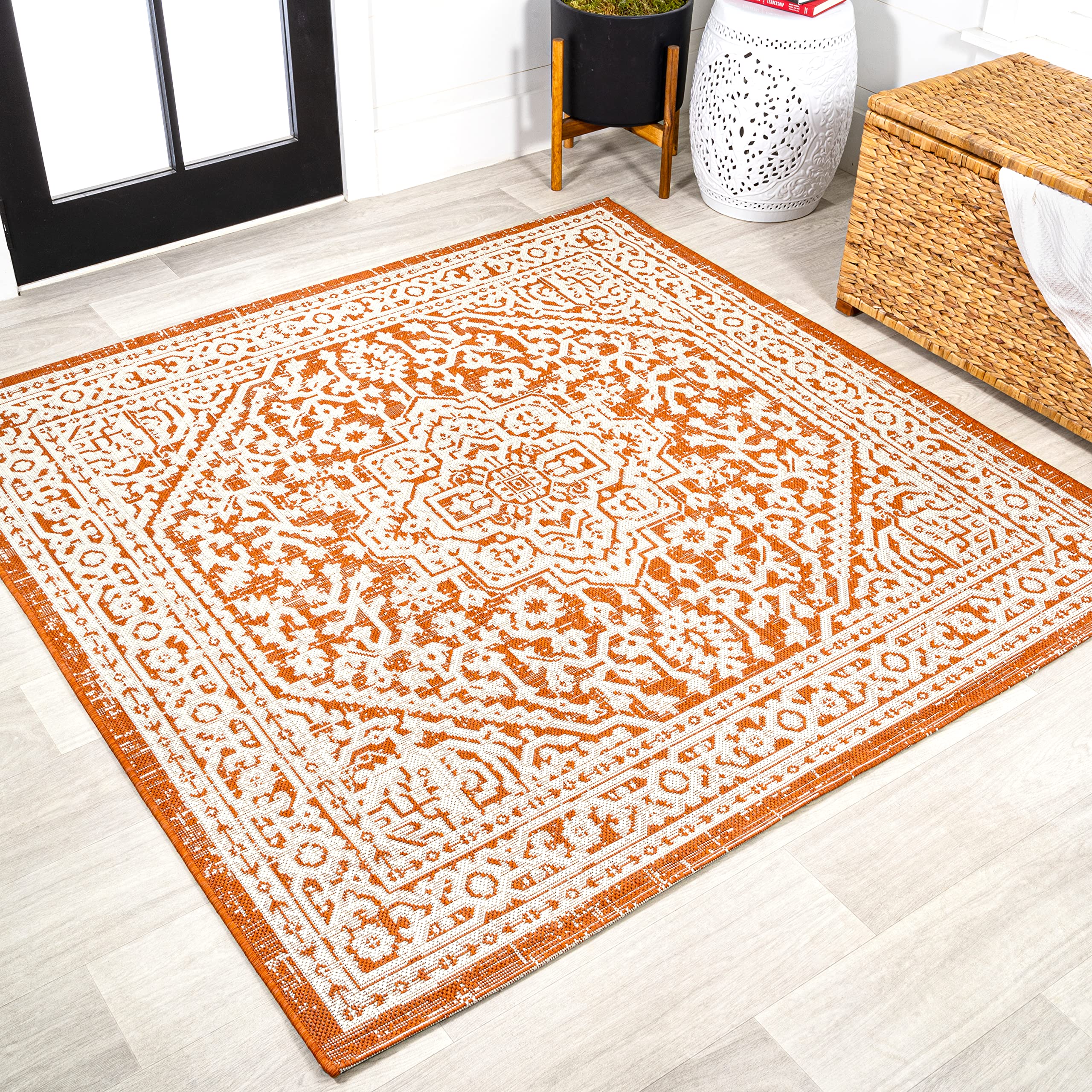 JONATHAN Y Medallion Weave Indoor Outdoor Square Area Rug 5X5 Orange/Cream, Sinjuri Textured for Backyard, Patio, Porch, Easy-Cl