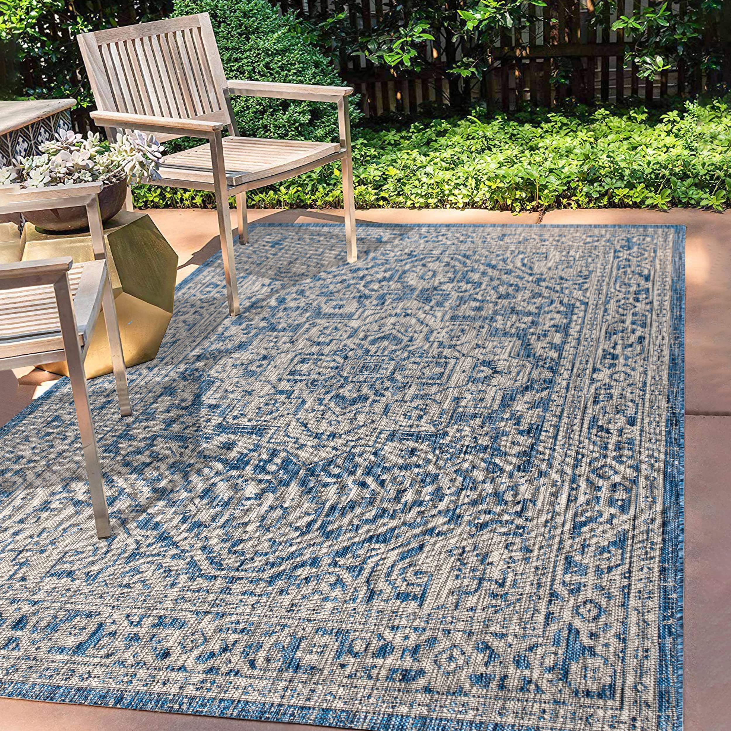 JONATHAN Y SMB101B-3 Sinjuri Medallion Textured Weave Indoor/Outdoor Navy/Gray 3 ft. x 5 ft. Area-Rug, Coastal,Easy-Cleaning,For